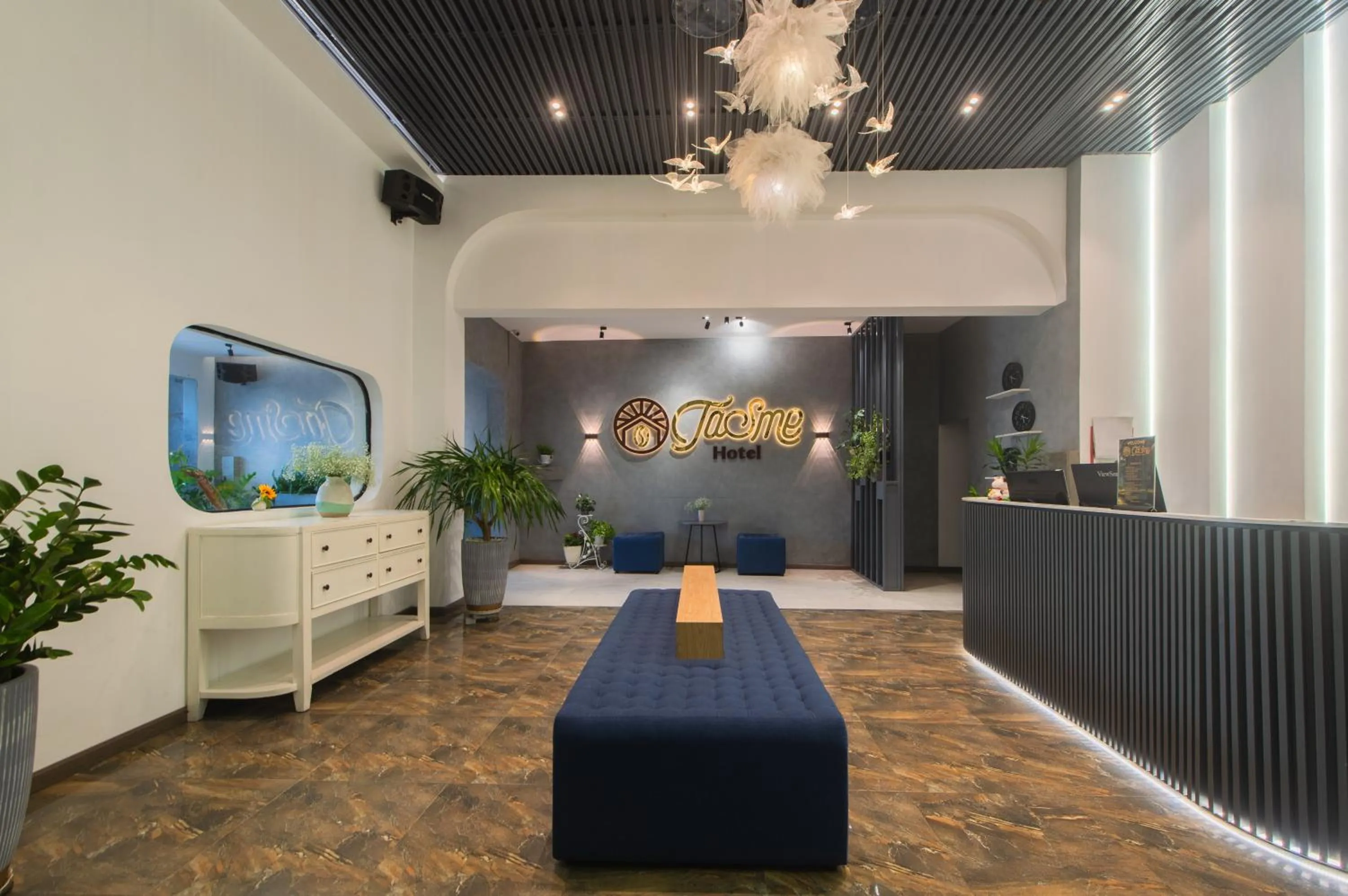 Lobby or reception in Tasme Hotel