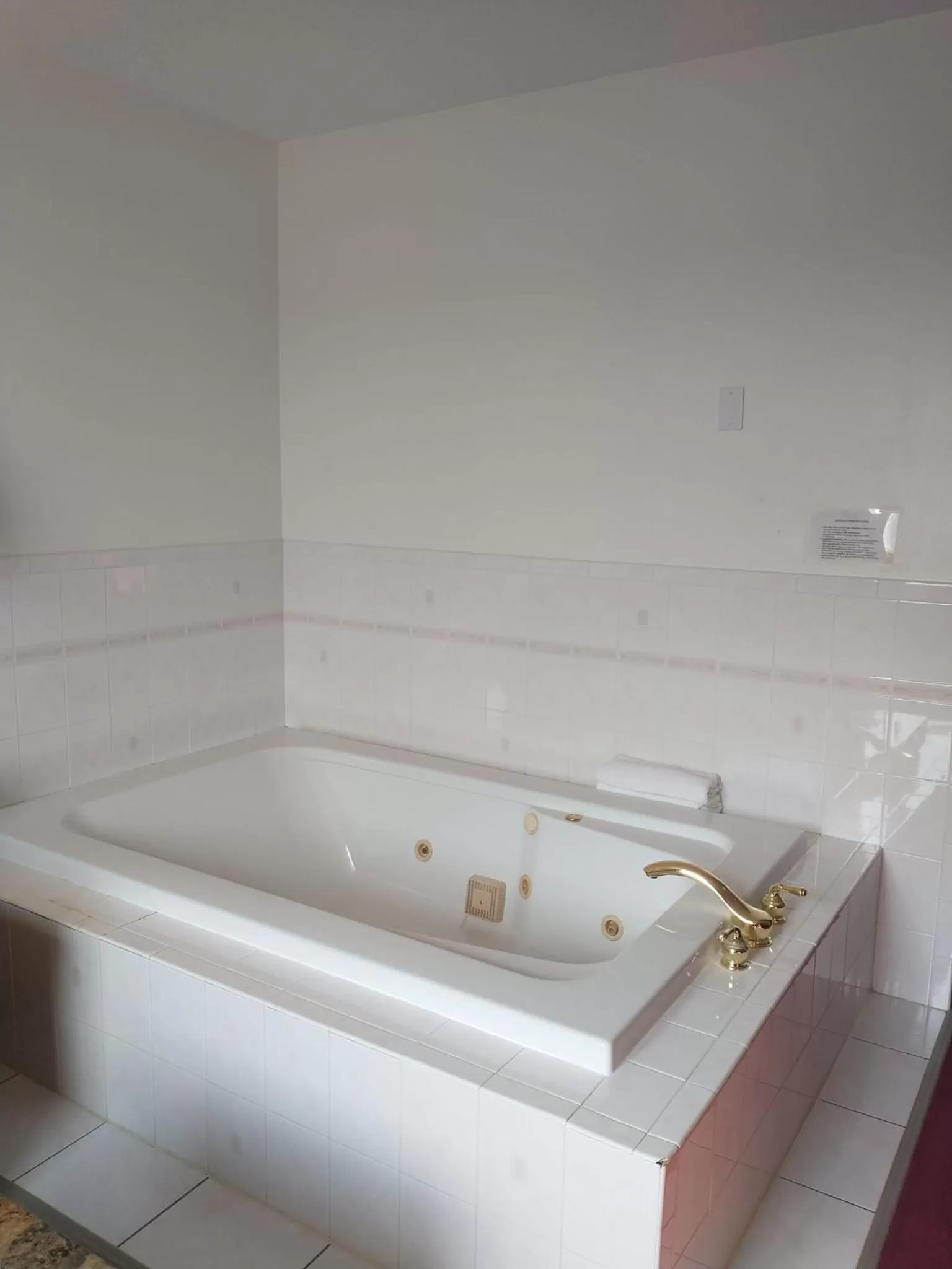 Hot Tub in Sauk River Inn & Suites, a Travelodge by Wyndham