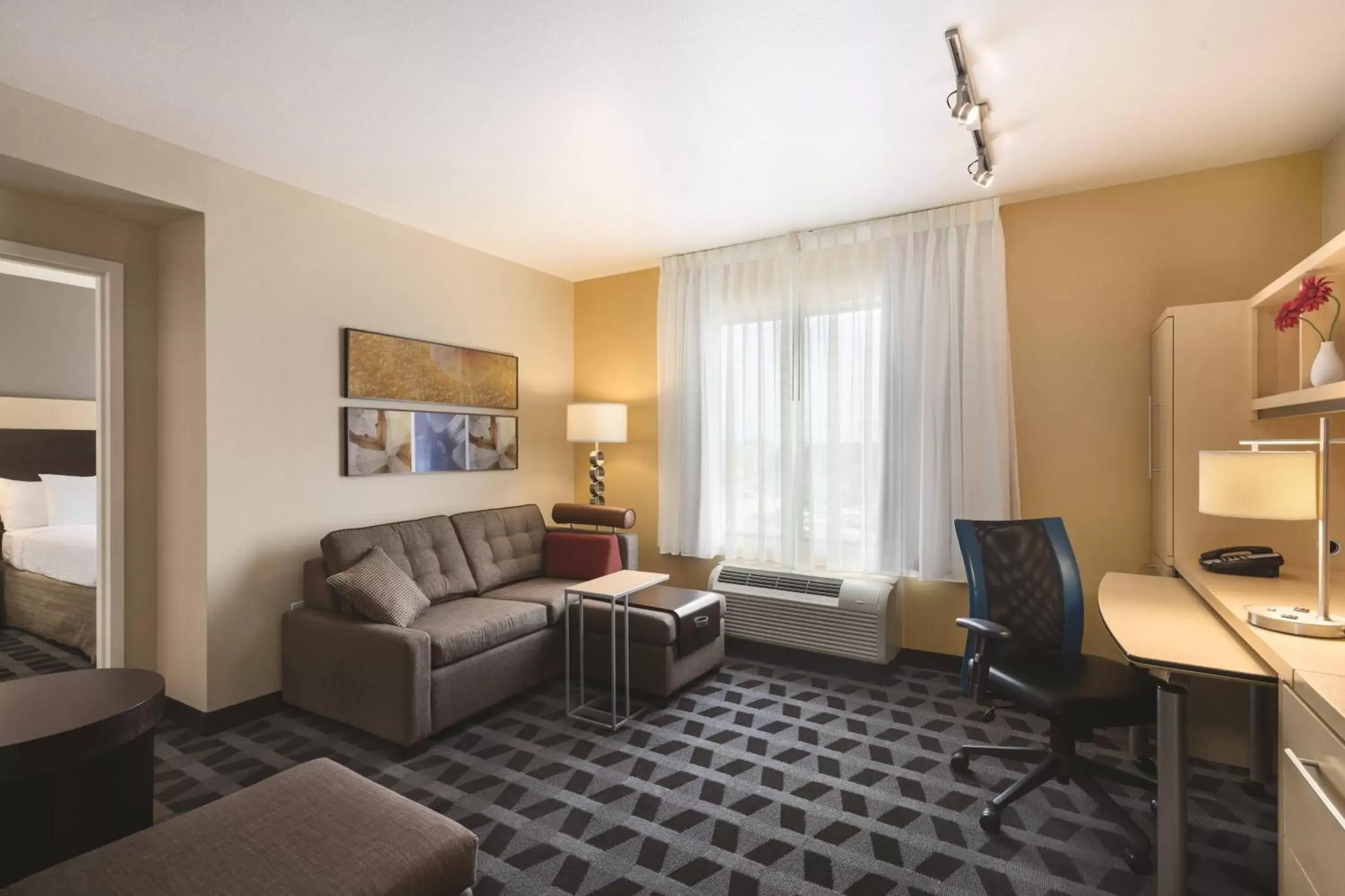 Living room, Seating Area in TownePlace Suites Joliet South