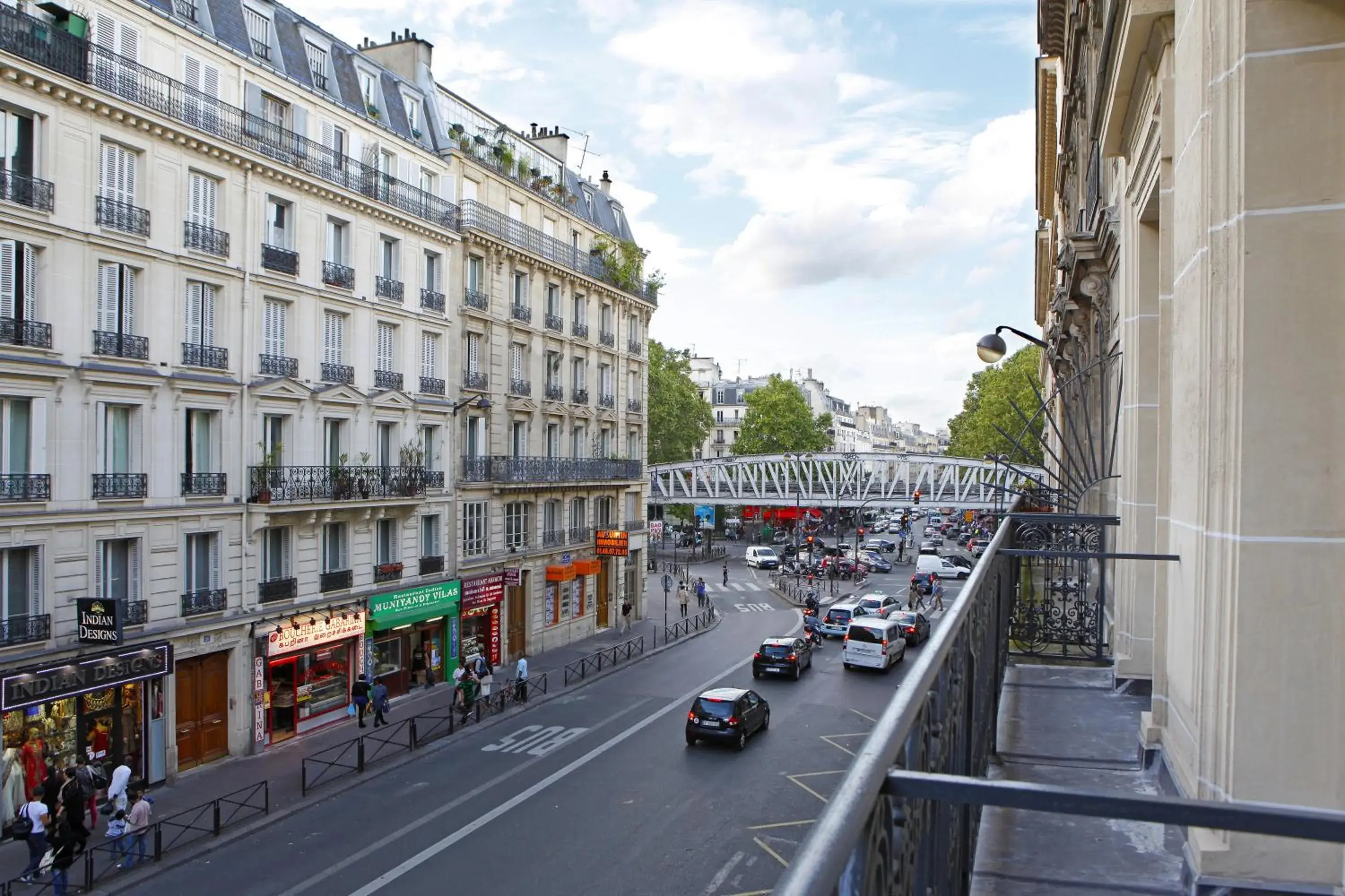 City view, Balcony/Terrace in Sure Hotel by Best Western Paris Gare du Nord