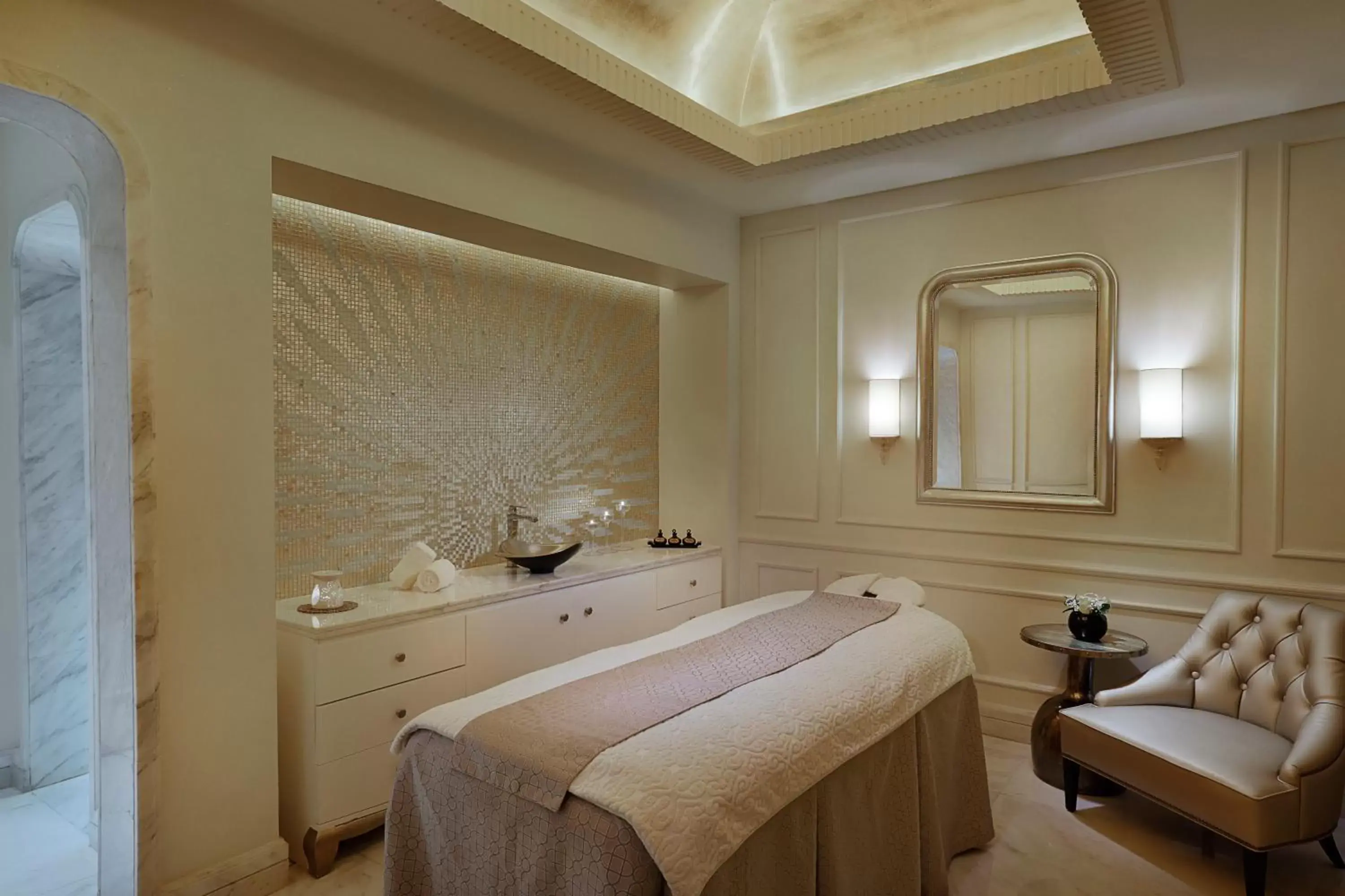 Spa and wellness centre/facilities in The St. Regis Abu Dhabi