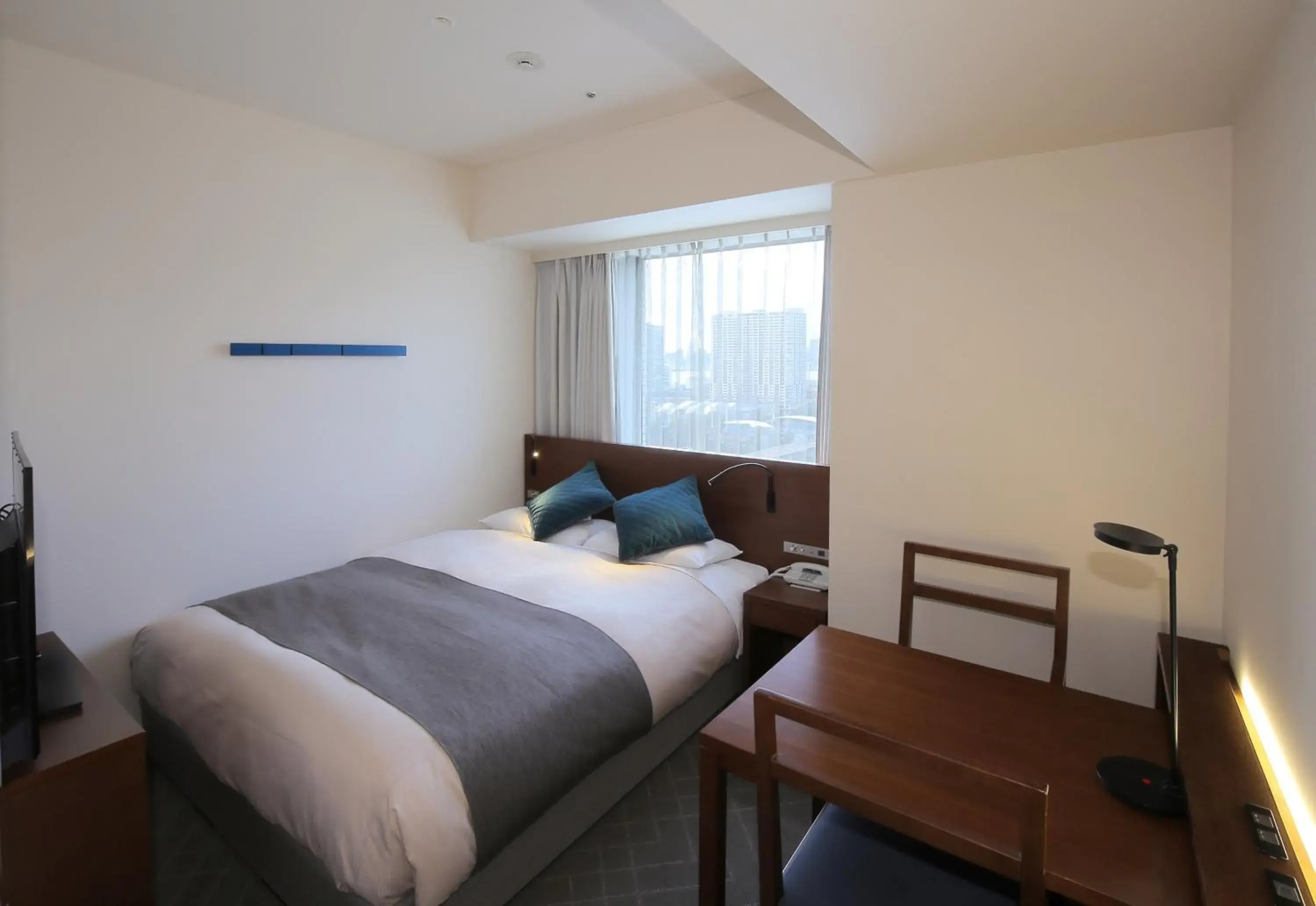 Bed in Tokyo Bay Ariake Washington Hotel