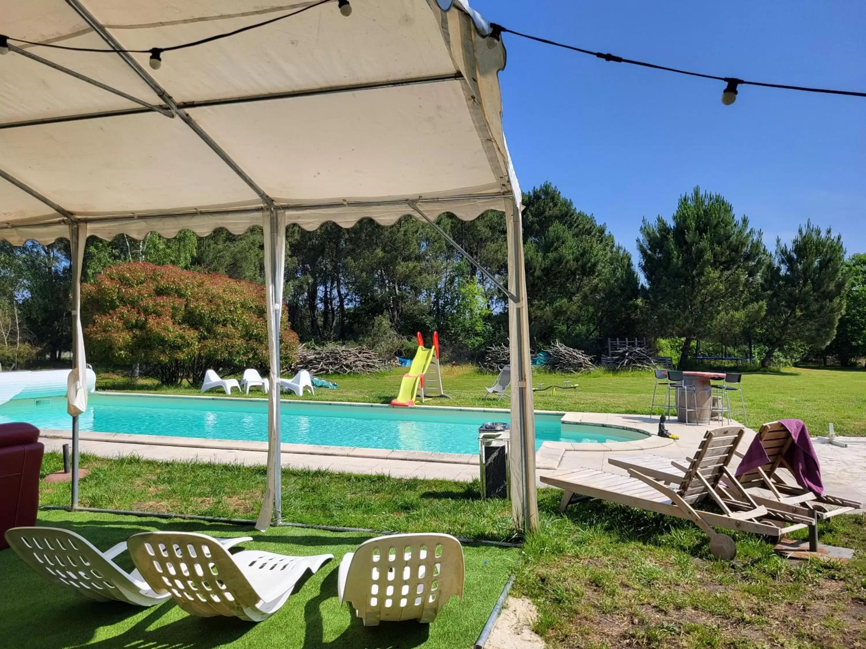 Swimming Pool in Domaine de La Sarrotte
