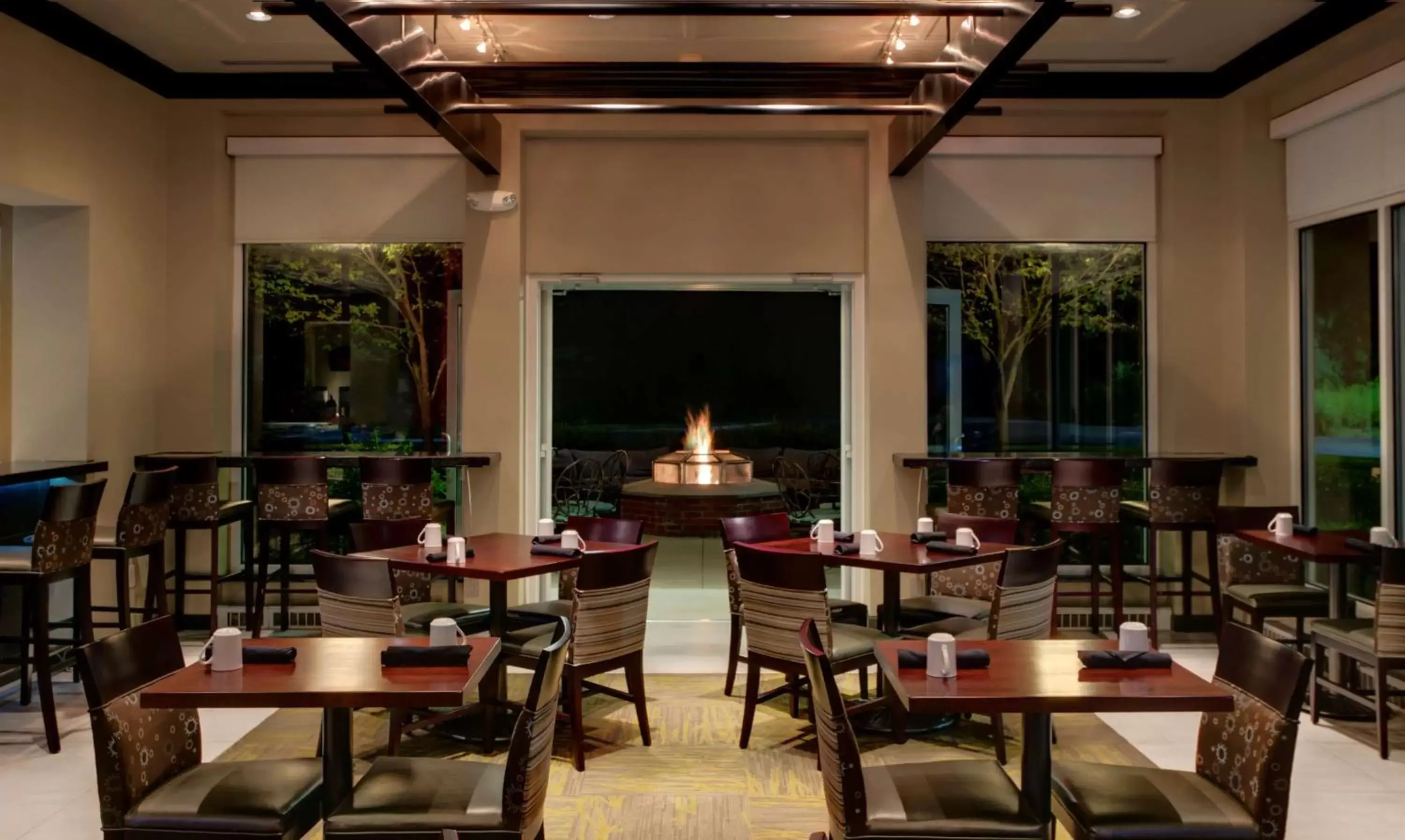 Restaurant/places to eat in Hilton Garden Inn Albany Airport Restaurant/places to eat in Hilton Garden Inn Albany Airport