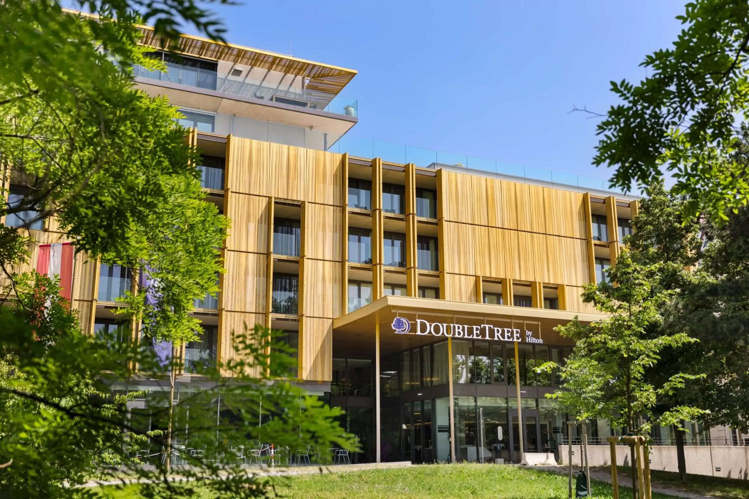 Property Building in Doubletree by Hilton Vienna Schonbrunn