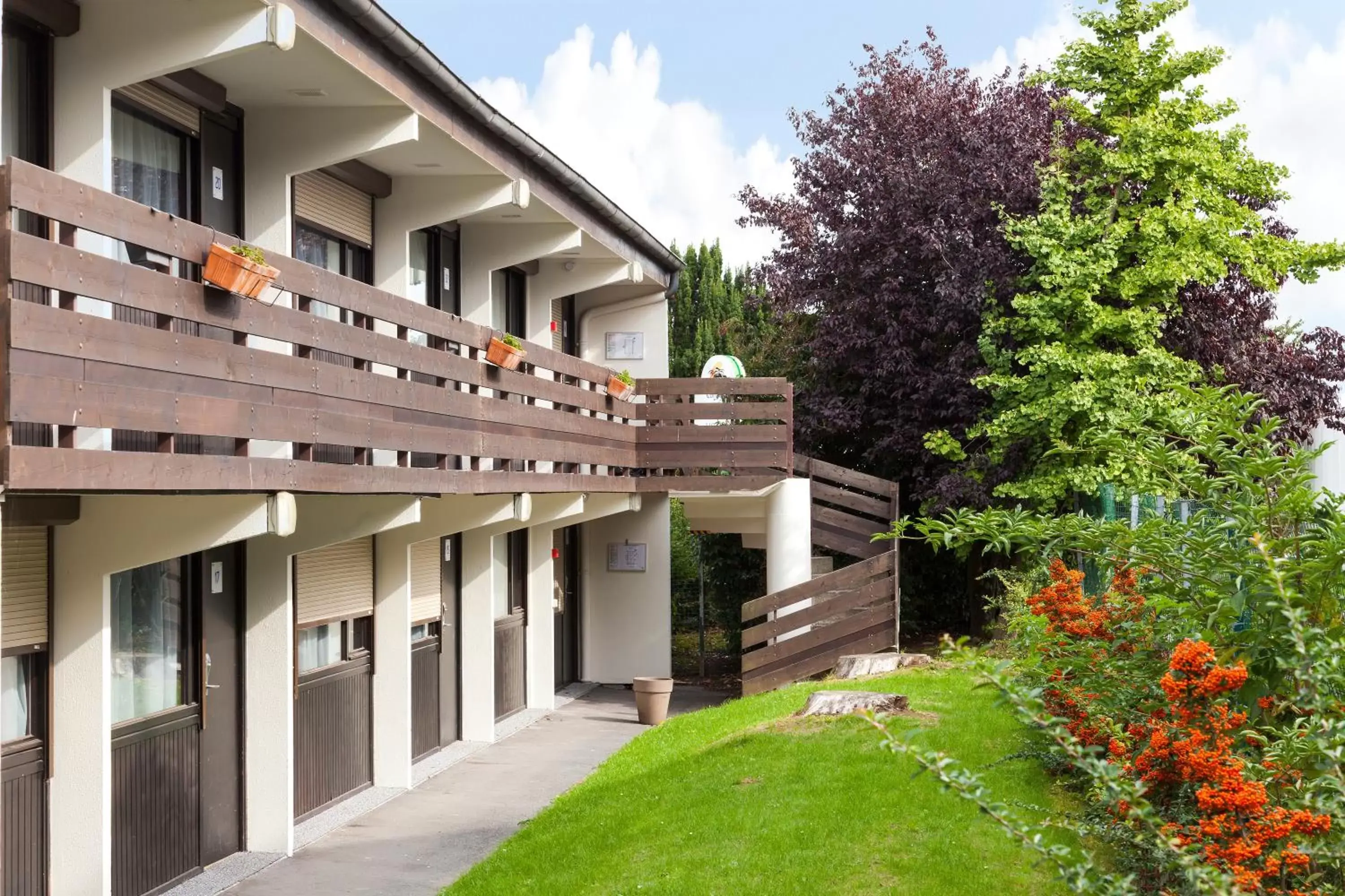 Property building in Comfort Hotel Lens - Noyelles Godault Property building in Comfort Hotel Lens - Noyelles Godault