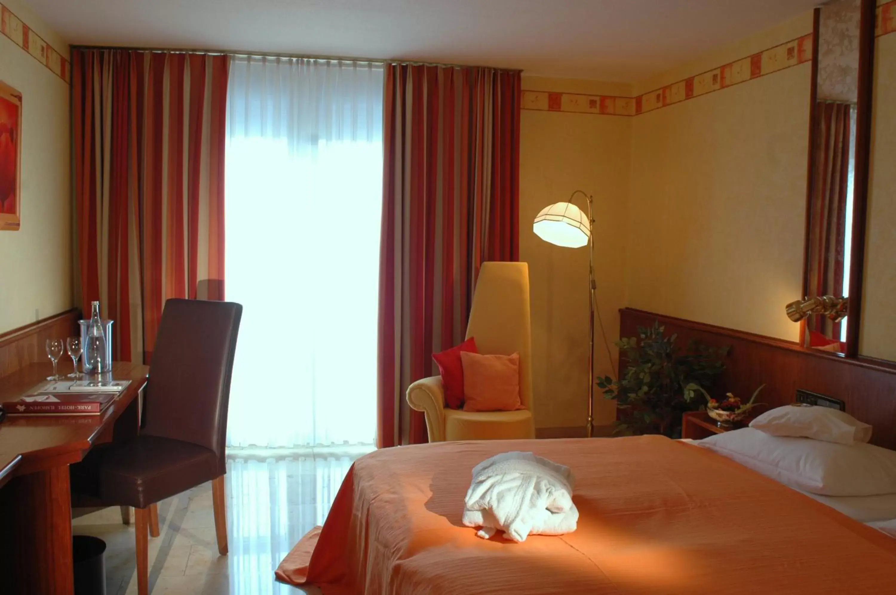 Photo of the whole room, Bed in Flair Park Hotel Ilshofen