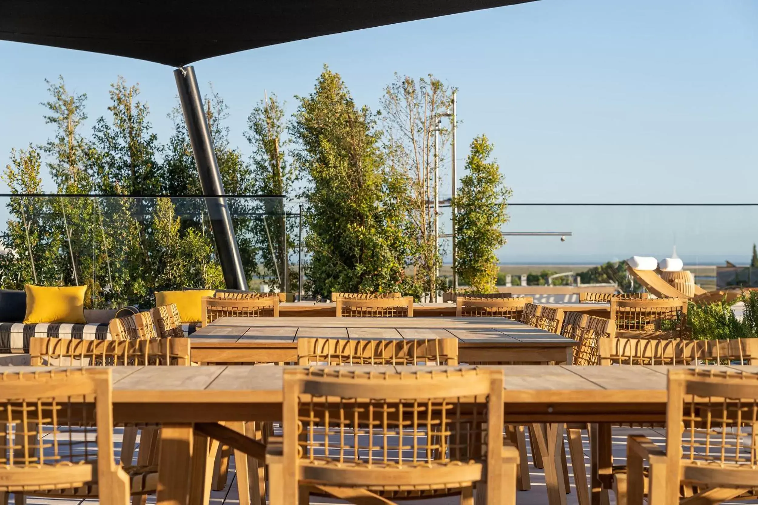 Balcony/Terrace, Restaurant/Places to Eat in 3HB Faro