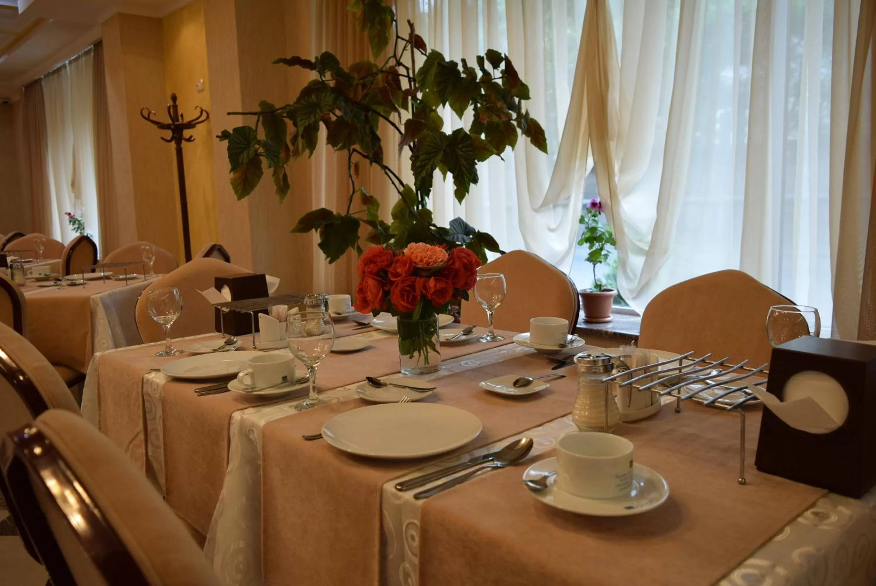 Restaurant/places to eat in Artsakh Hotel