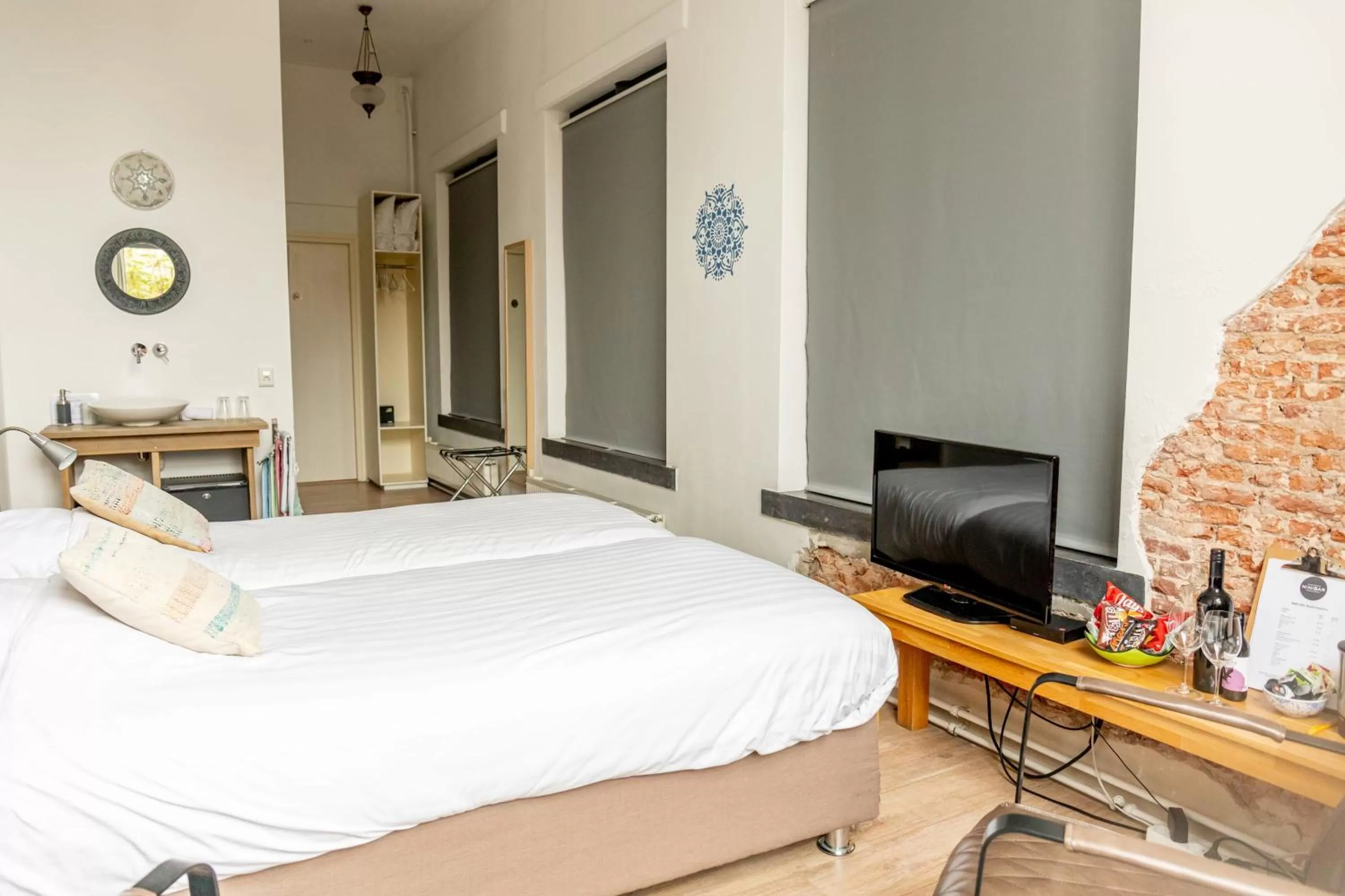 Photo of the whole room, Bed in 1001 Nights Boutique Hotels