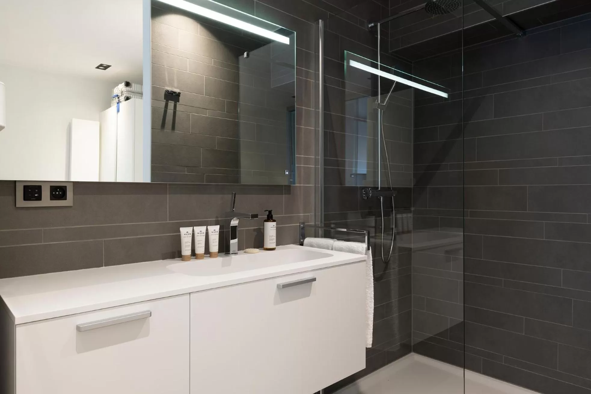 Bathroom in L-Avenue