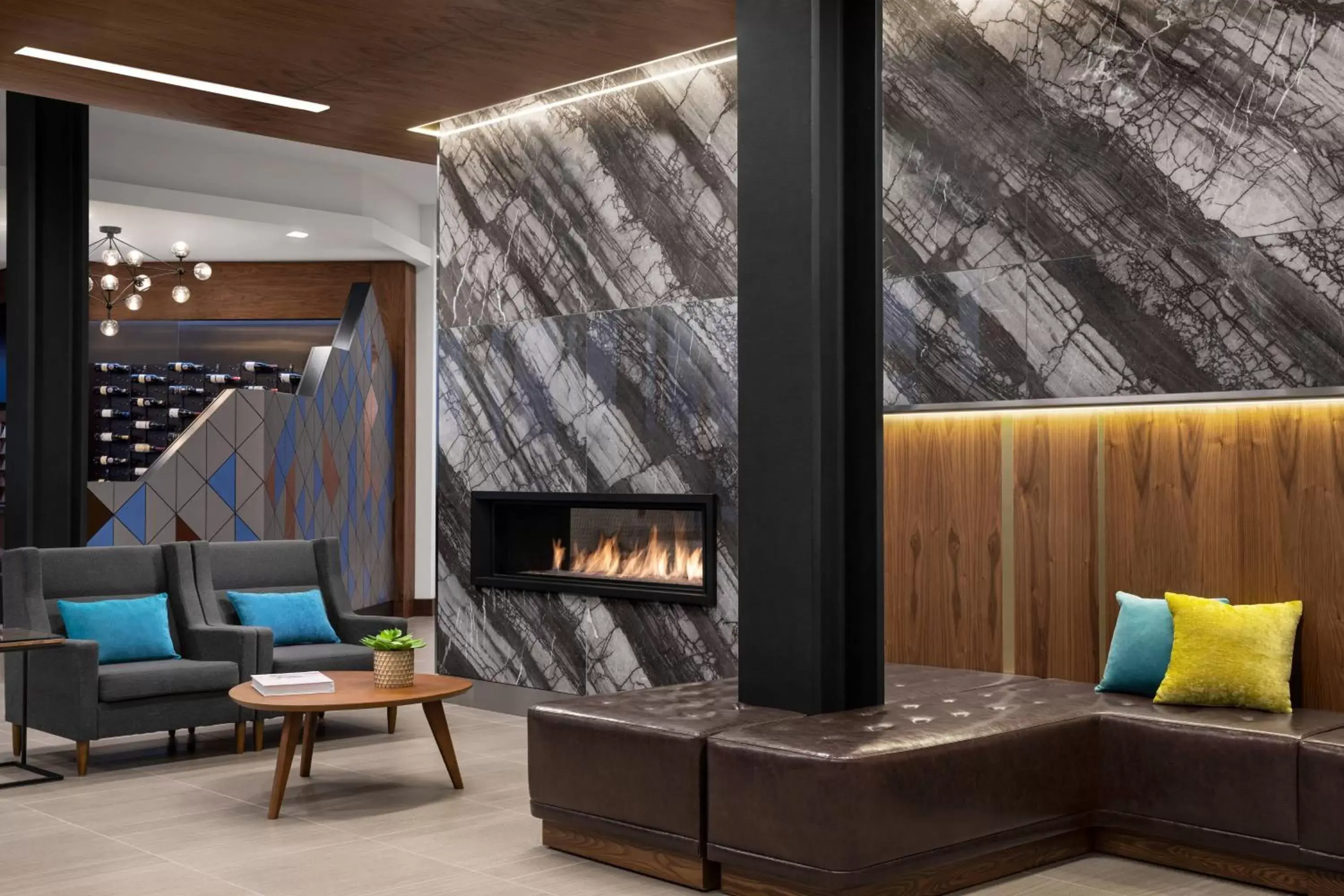 Lobby or reception, Seating Area in Delta Hotels by Marriott Thunder Bay