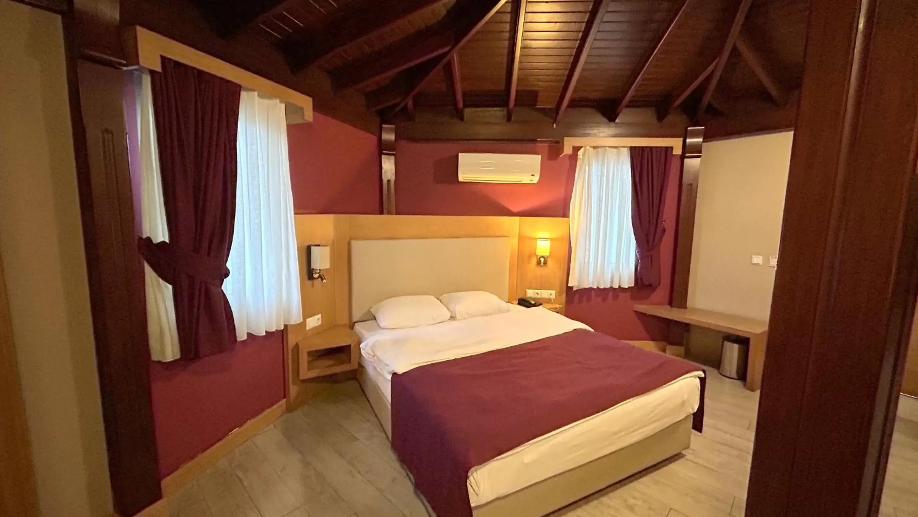 Standard Triple Room in Istankoy Hotel
