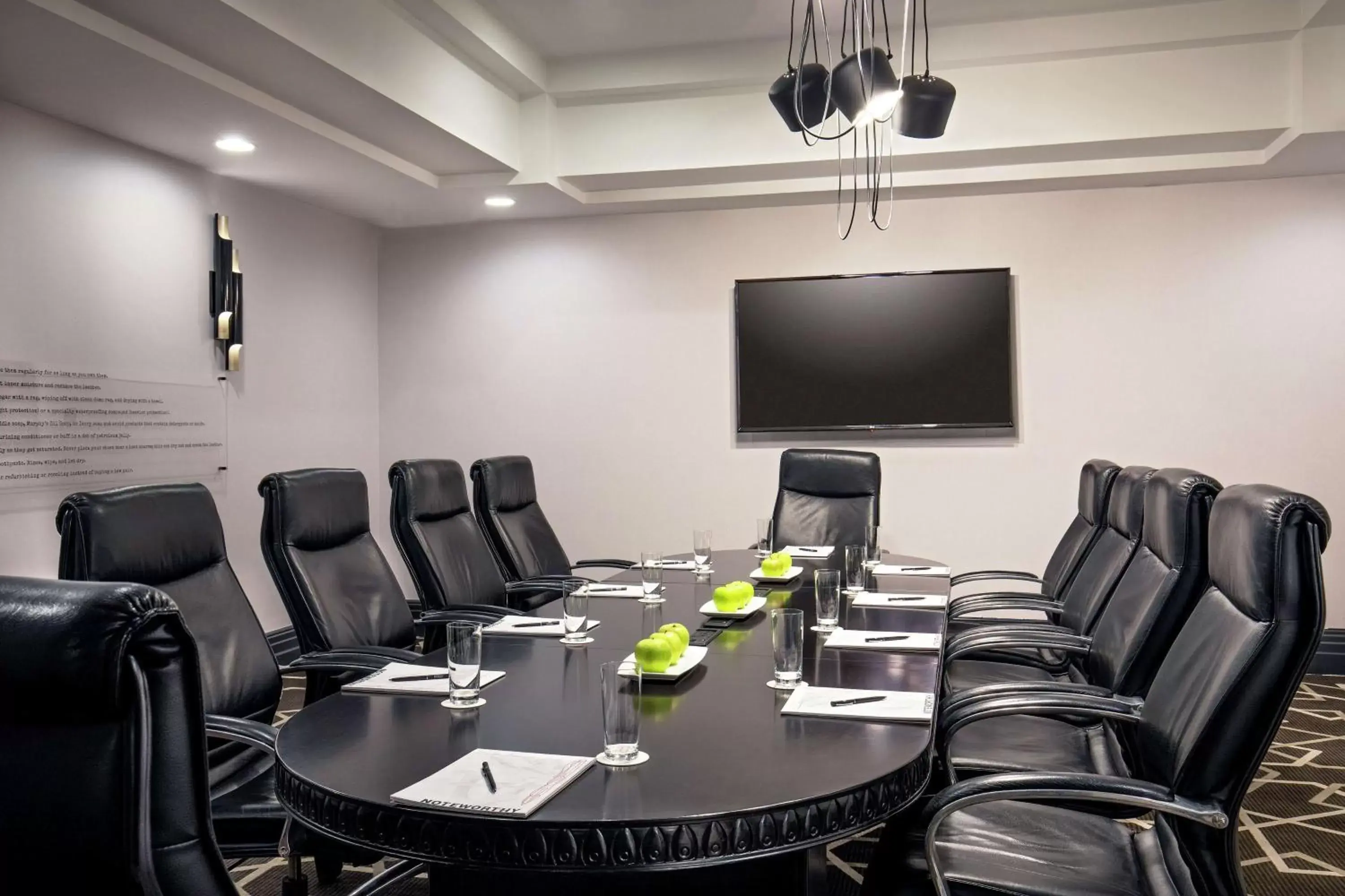 Meeting/conference room in Hilton Boston-Woburn