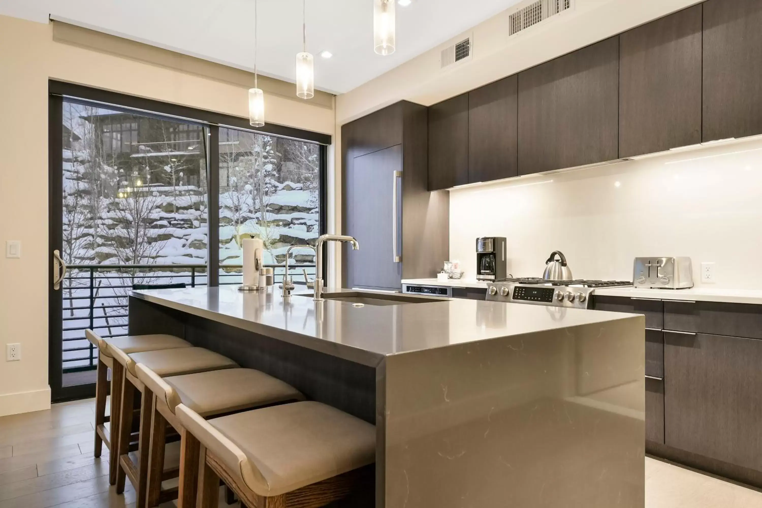 Kitchen/Kitchenette in Lift Park City