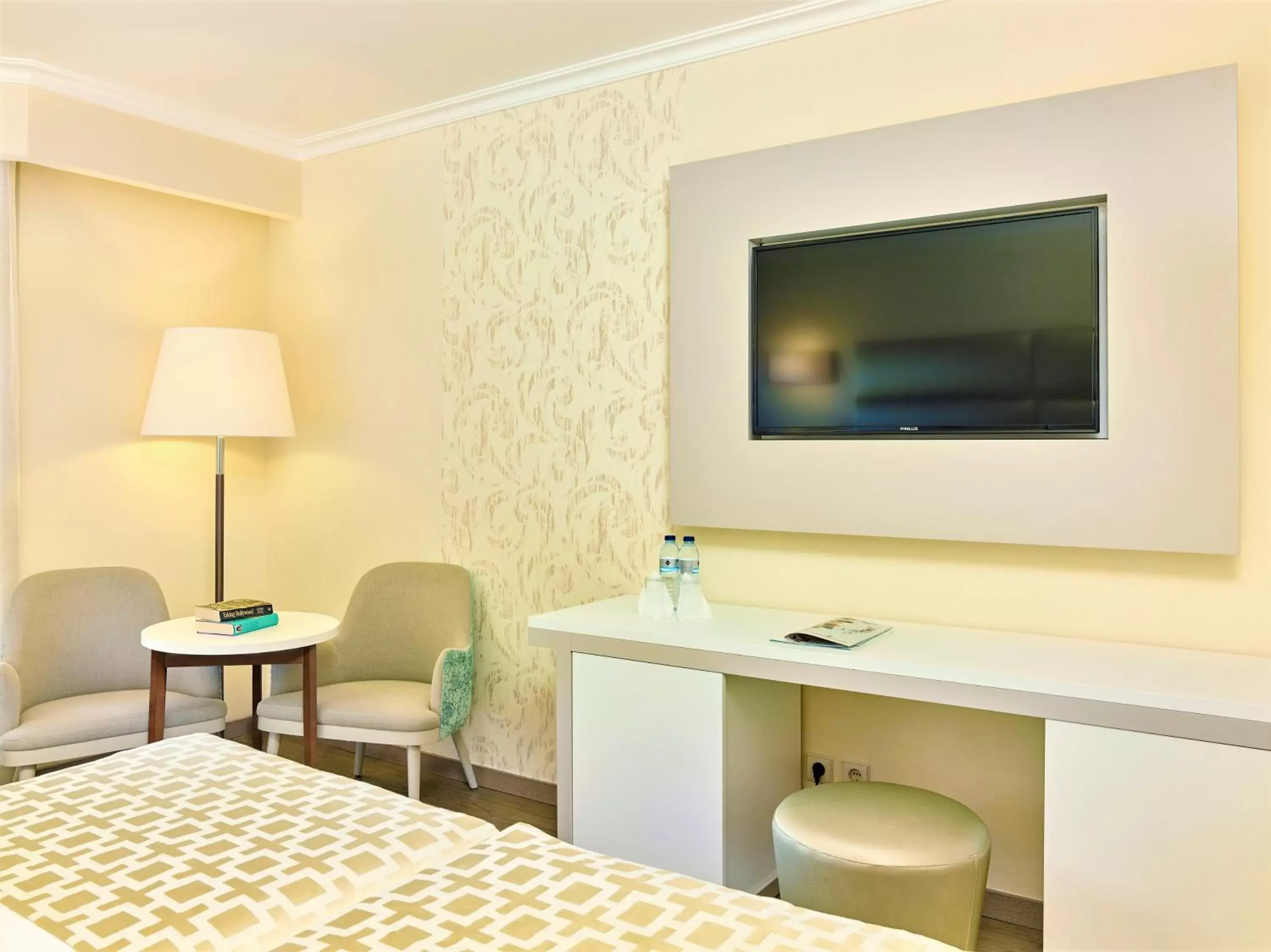 Bedroom, TV/Entertainment Center in Hotel Baia Grande