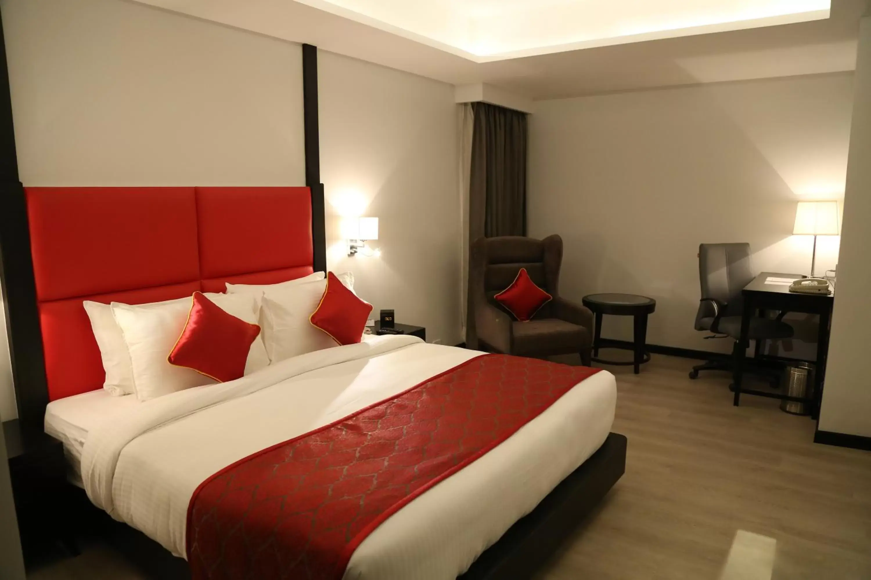 Photo of the whole room, Bed in Ramada Encore Jalandhar