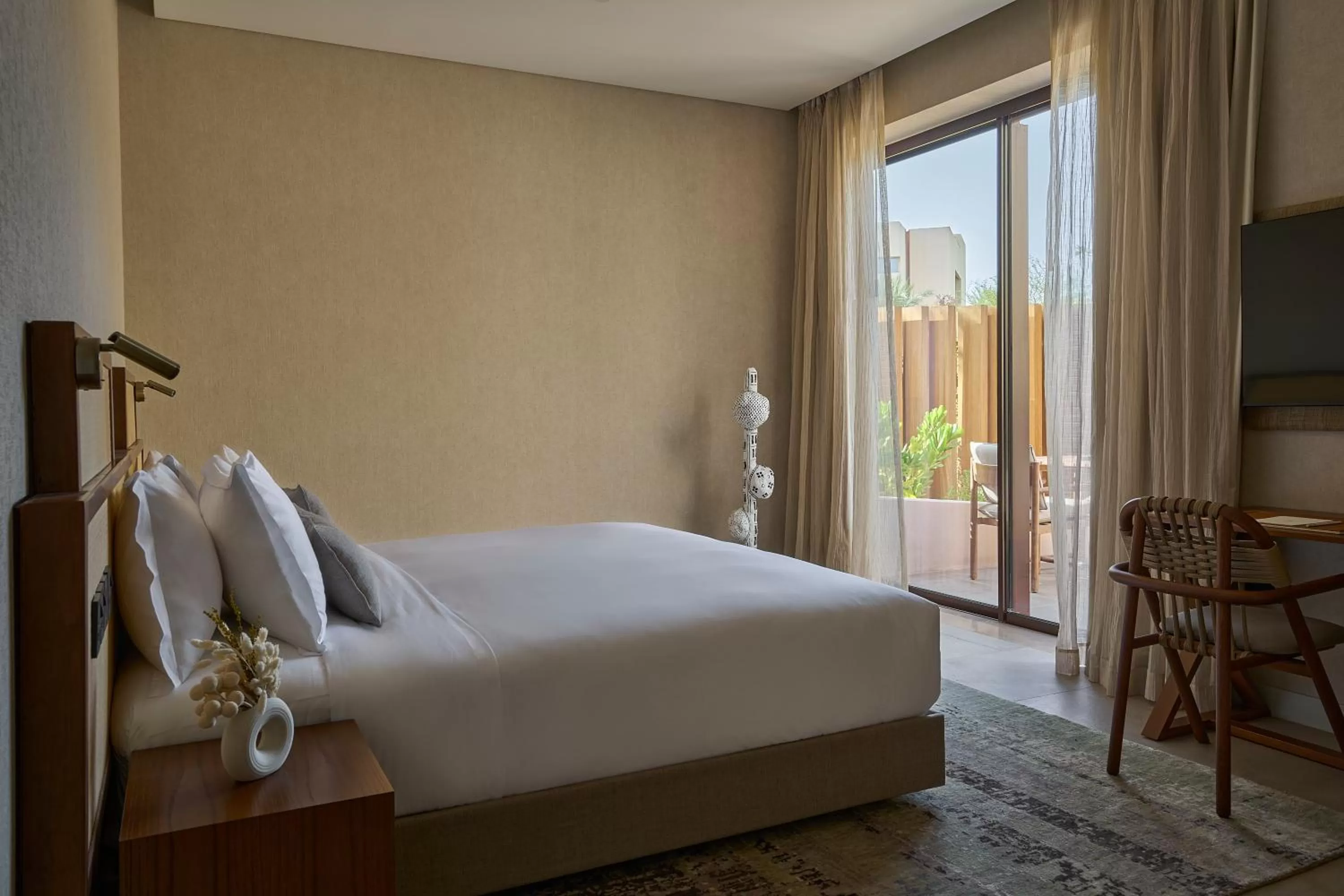 Bedroom, Bed in ERTH Abu Dhabi Hotel