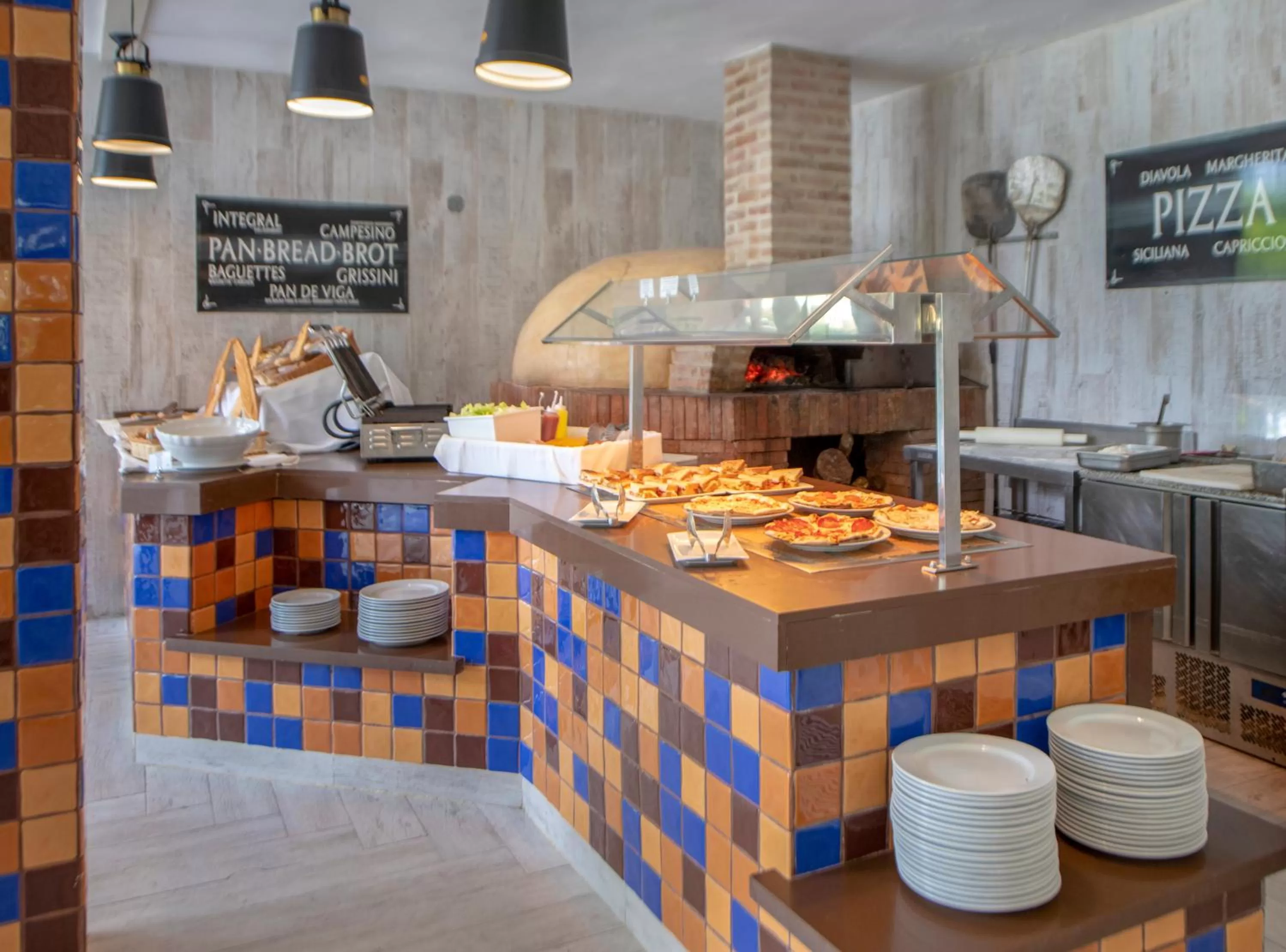 Restaurant/places to eat in Viva V Samana by Wyndham, A Trademark Adults All Inclusive