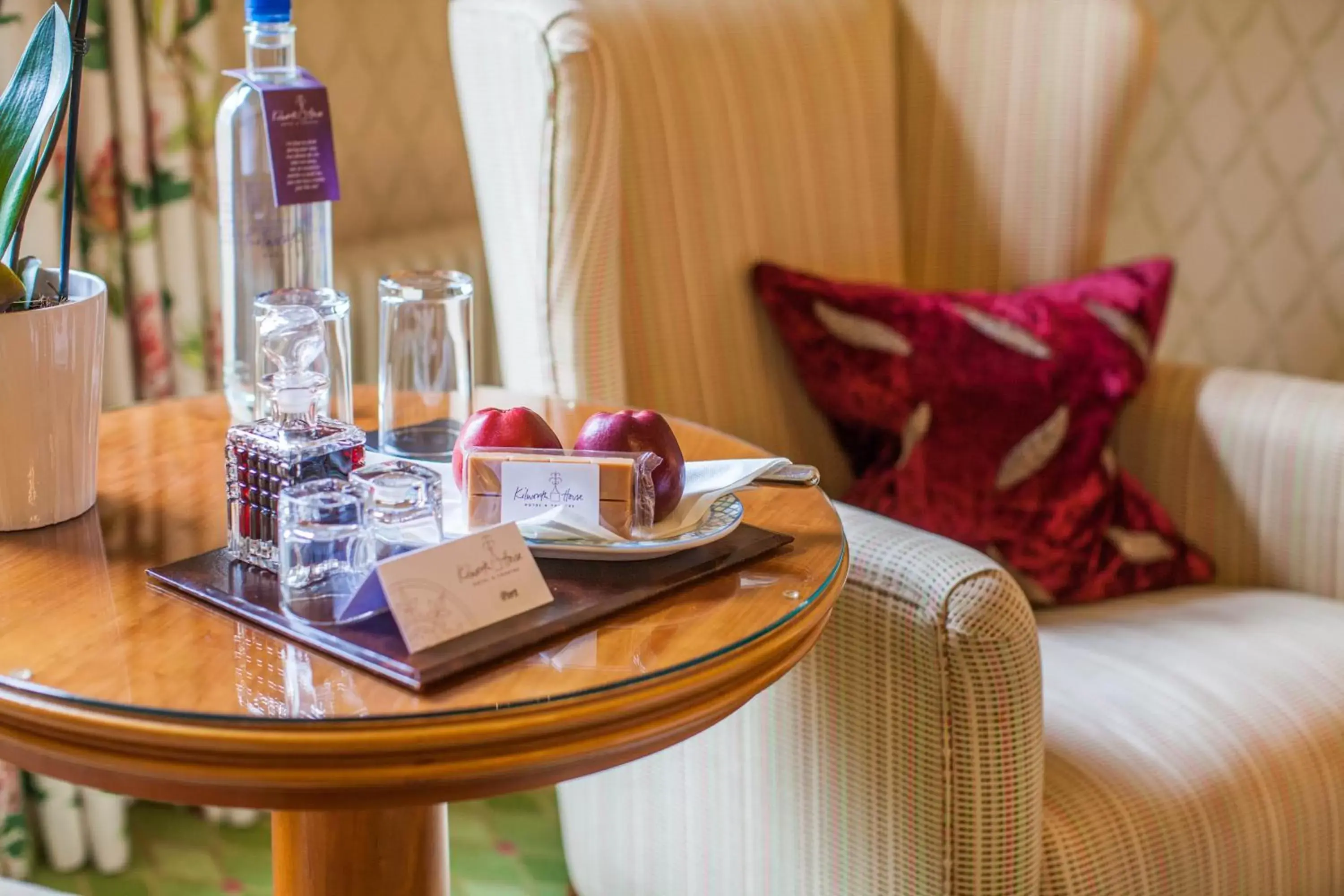 Seating area, Restaurant/Places to Eat in Kilworth House Hotel and Theatre