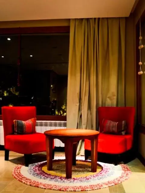 Night, Seating Area in MadreTierra Patagonia