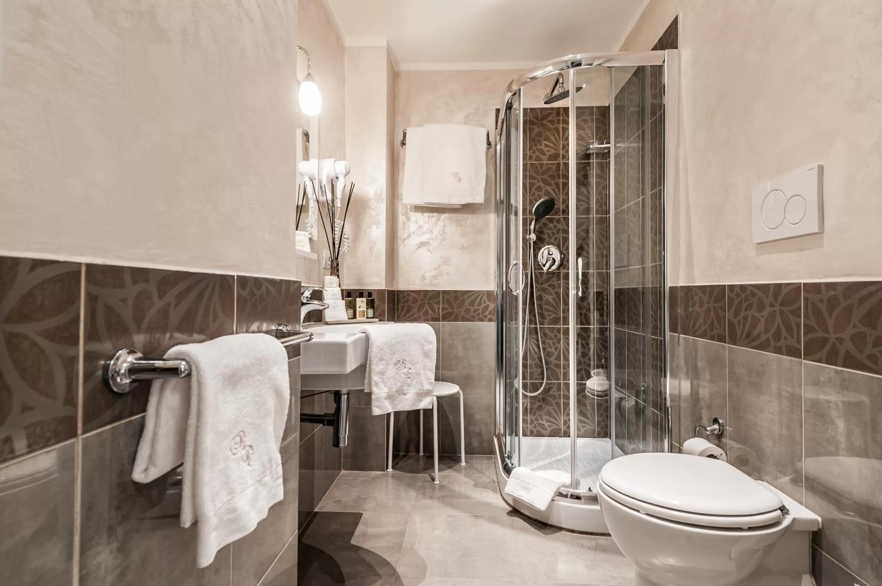 Bathroom in Relais de l'Opera