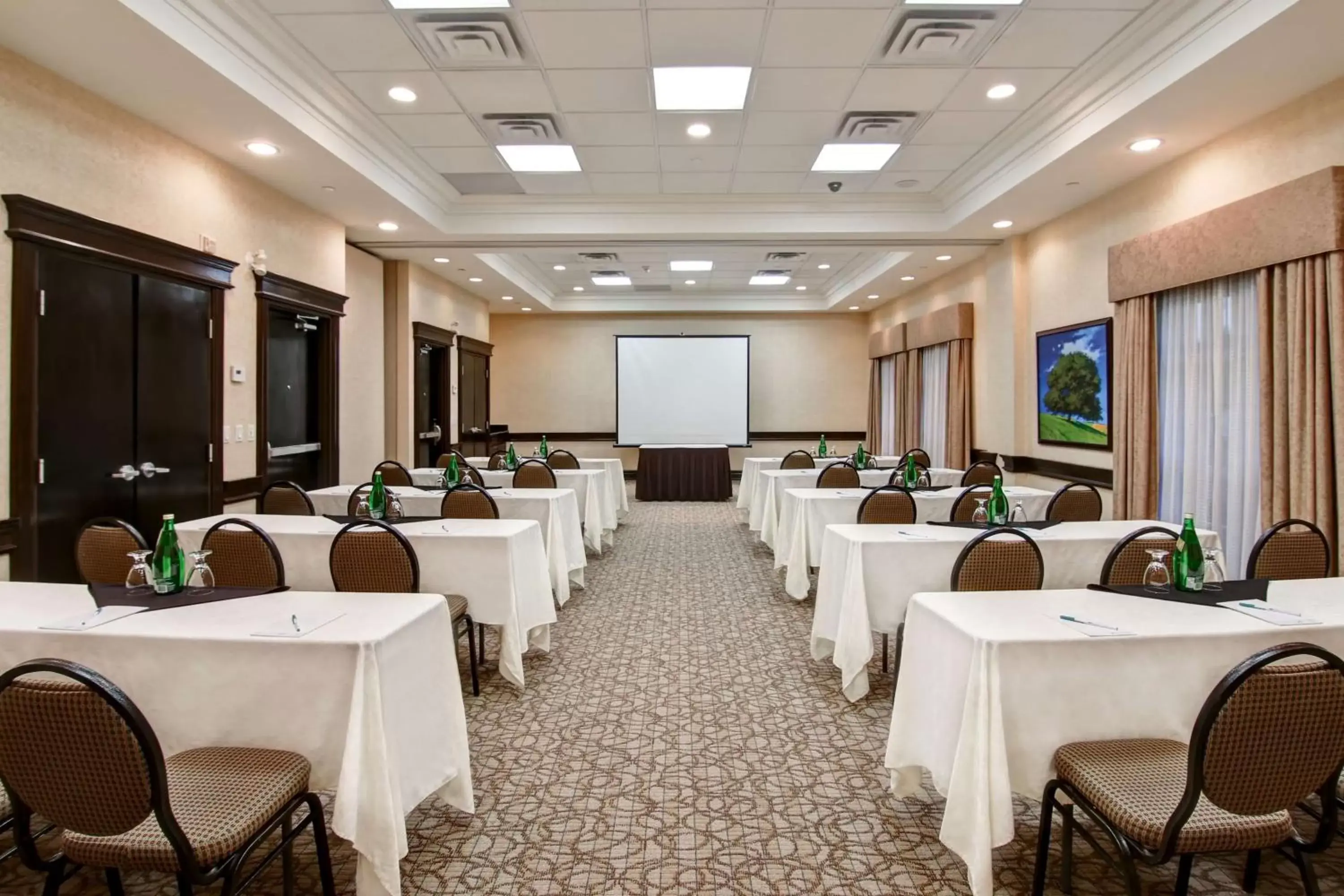 Meeting/conference room in Homewood Suites by Hilton Burlington
