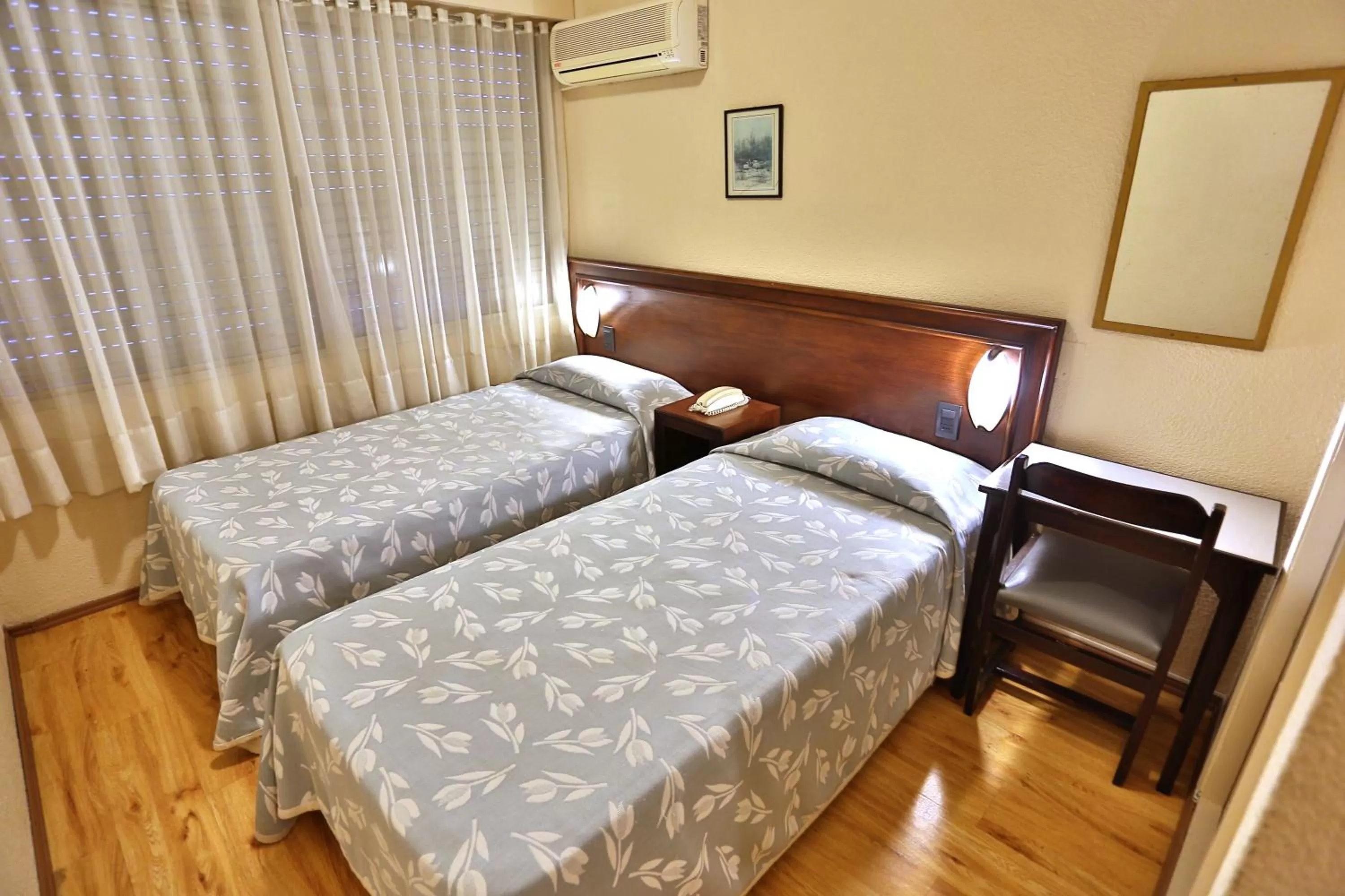 Bed in Hotel Eldorado