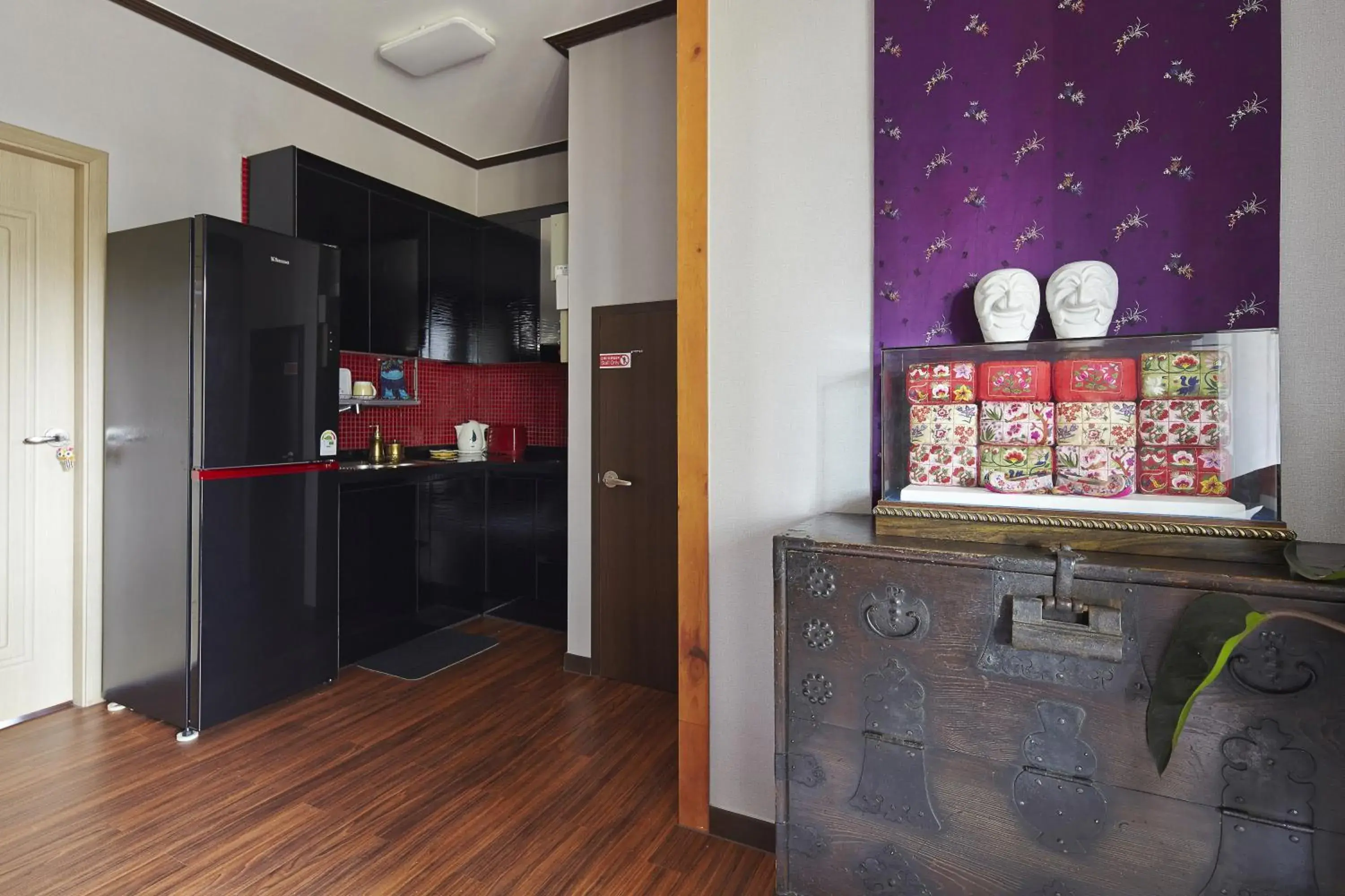 Communal kitchen, Kitchen/Kitchenette in Jiwoljang Guest House