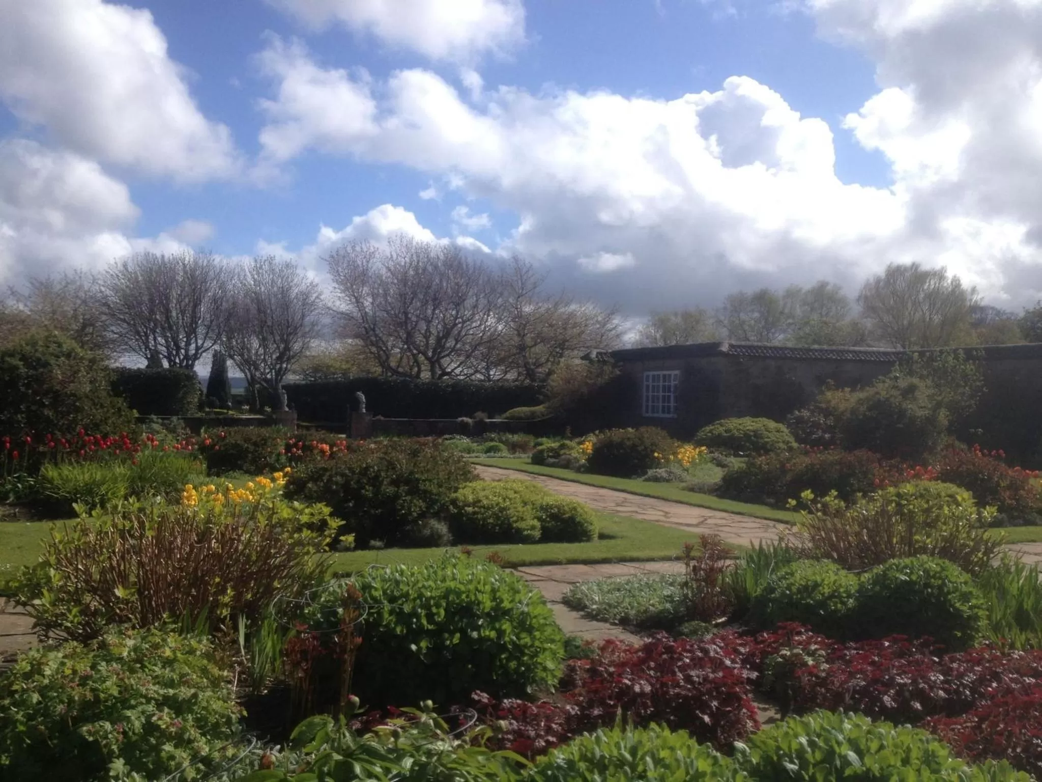 Garden in Greywalls Hotel & Chez Roux