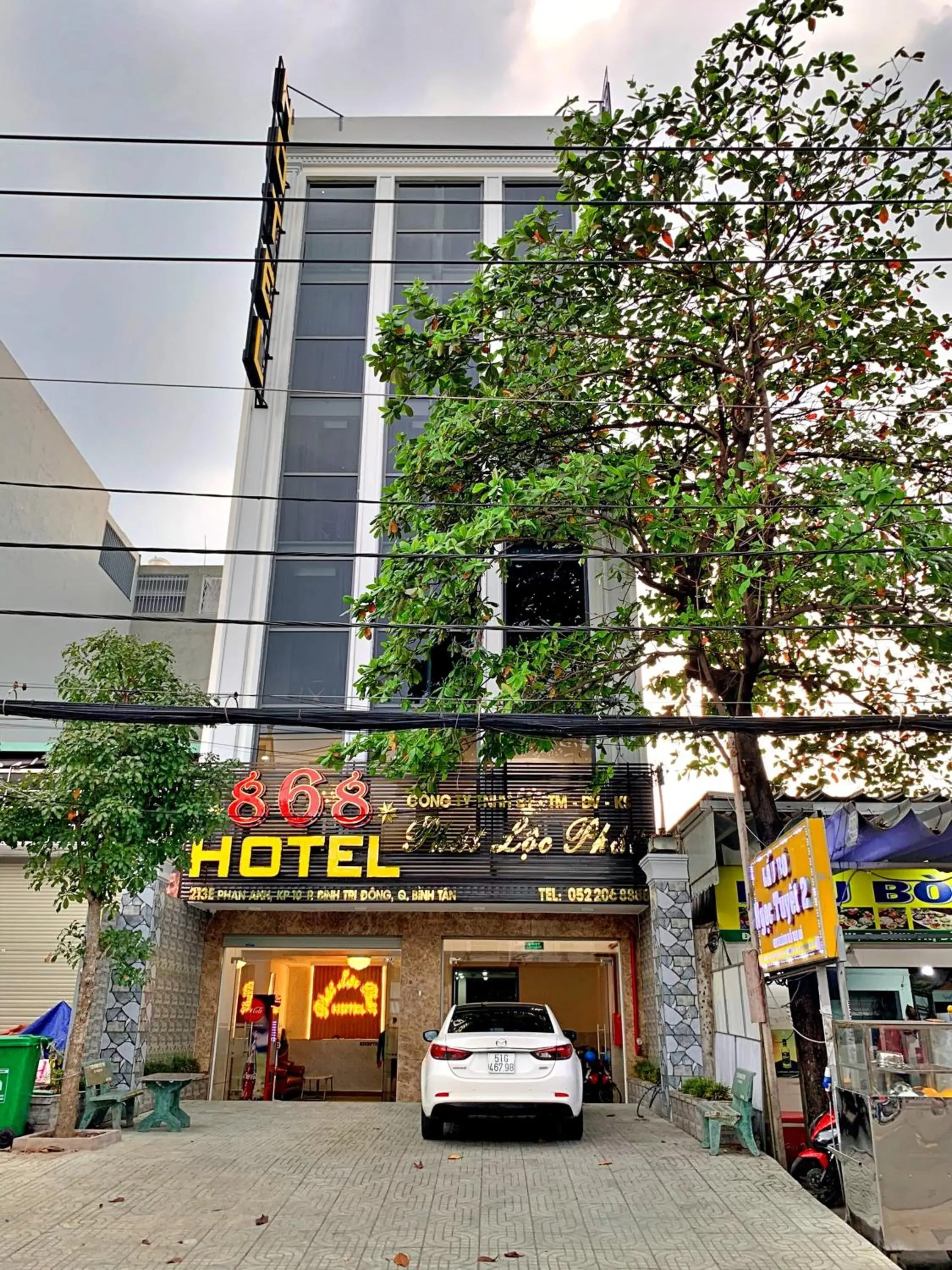 Property Building in HANZ 868 Hotel