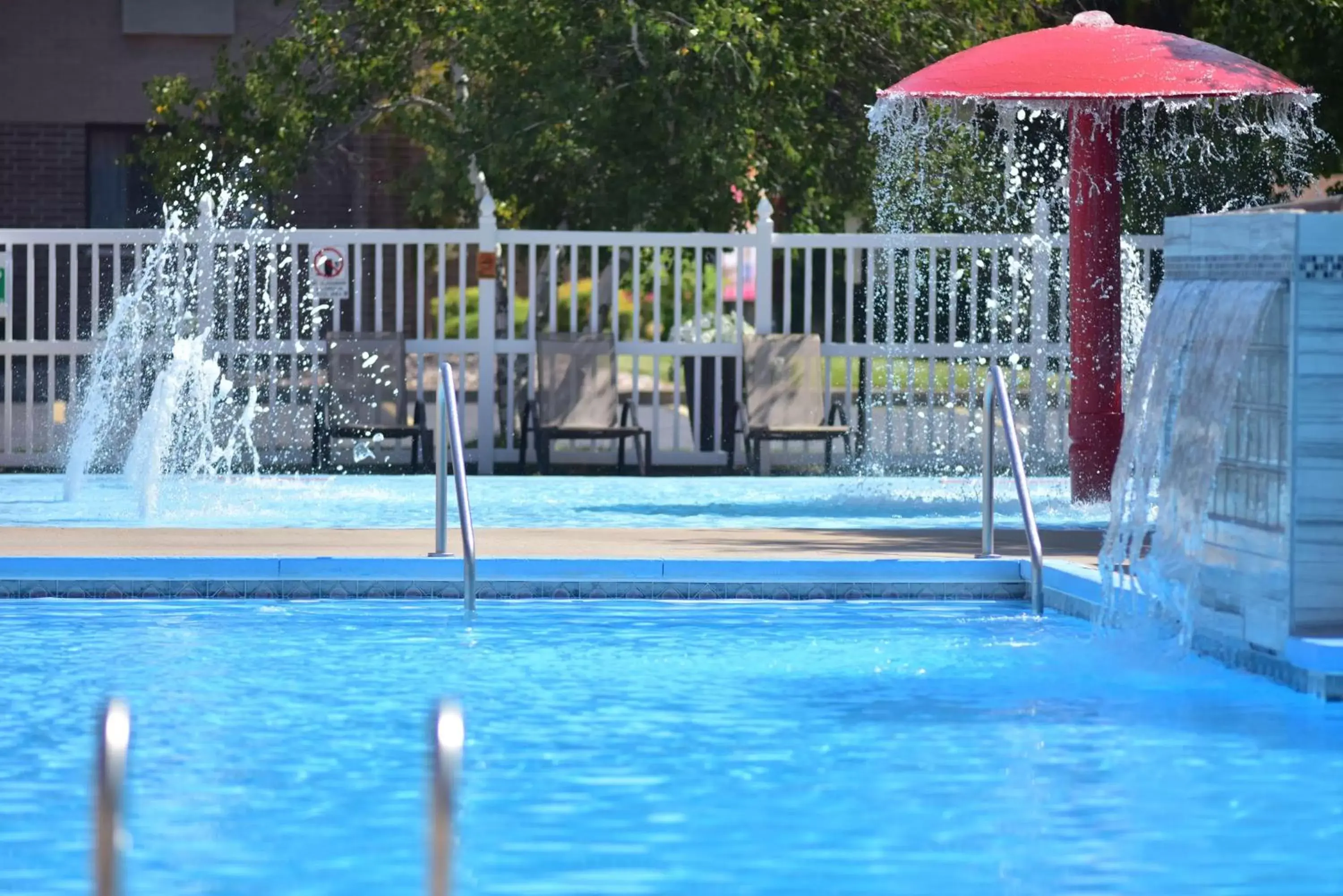 On site, Swimming Pool in Best Western Ambassador Inn & Suites