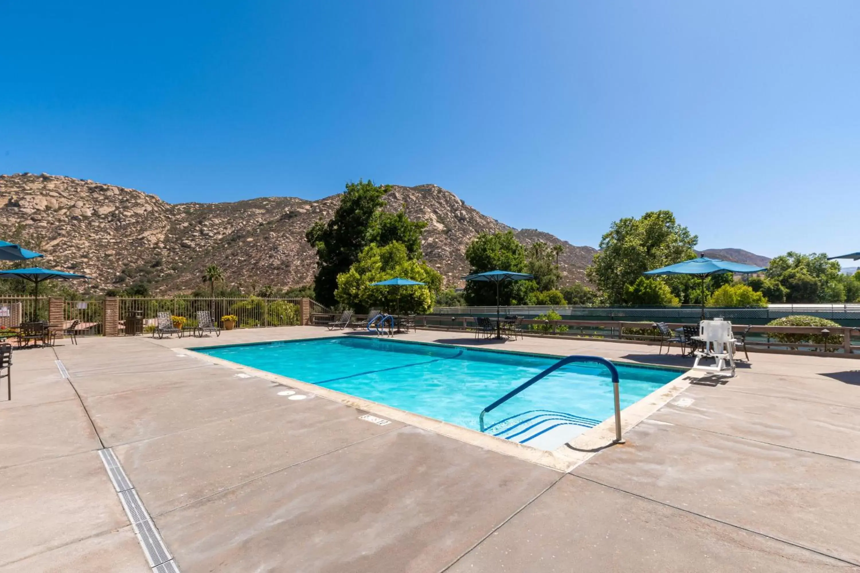 Swimming Pool in San Diego Country Estates