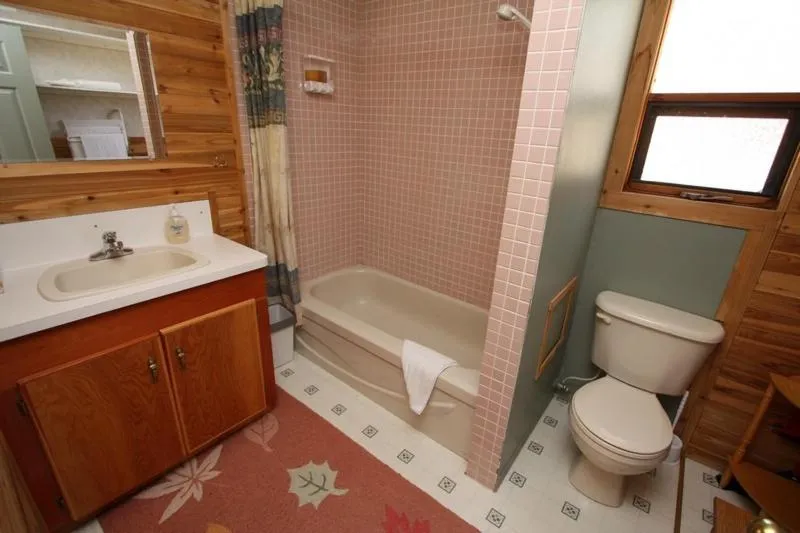 Bathroom in Glenogle Mountain Lodge and Spa