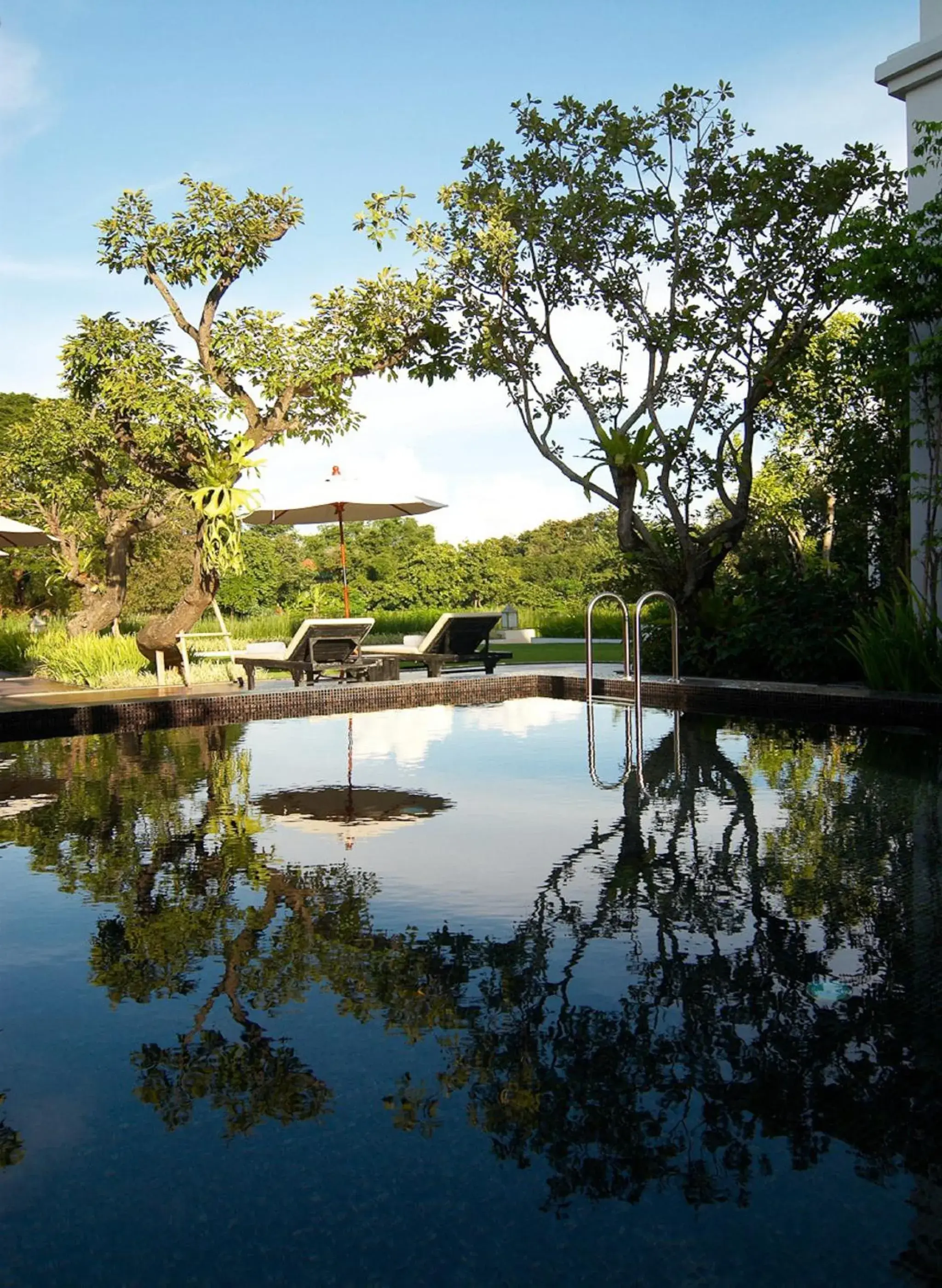 Swimming Pool in Aruntara Riverside Boutique Hotel