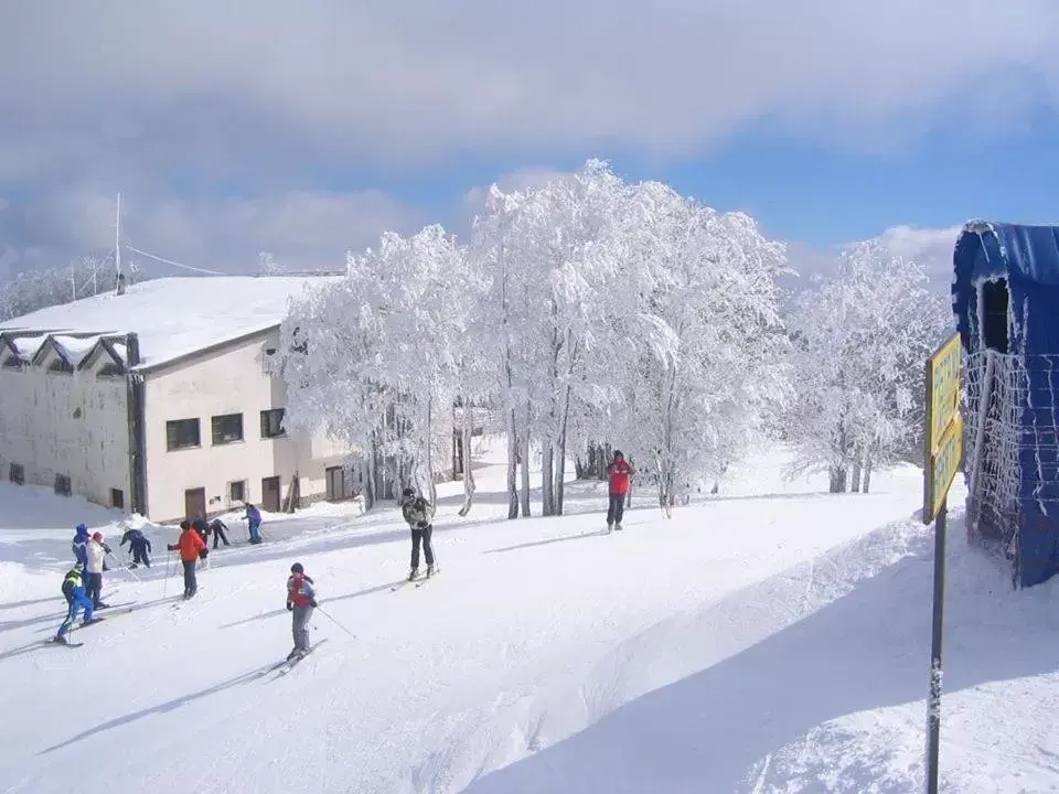 Double Room with Extra Bed in B&B La Rosa dei Venti Double Room with Extra Bed in B&B La Rosa dei Venti