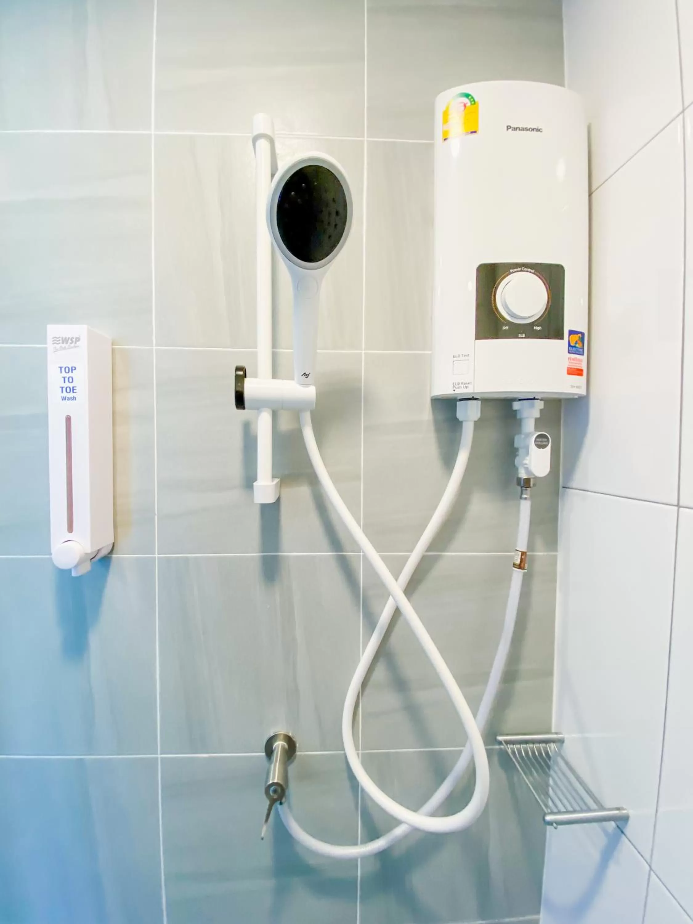 Bathroom in วัน บัดเจท เชียงราย สนามกีฬา One Budget Hotel Chiangrai Stadium