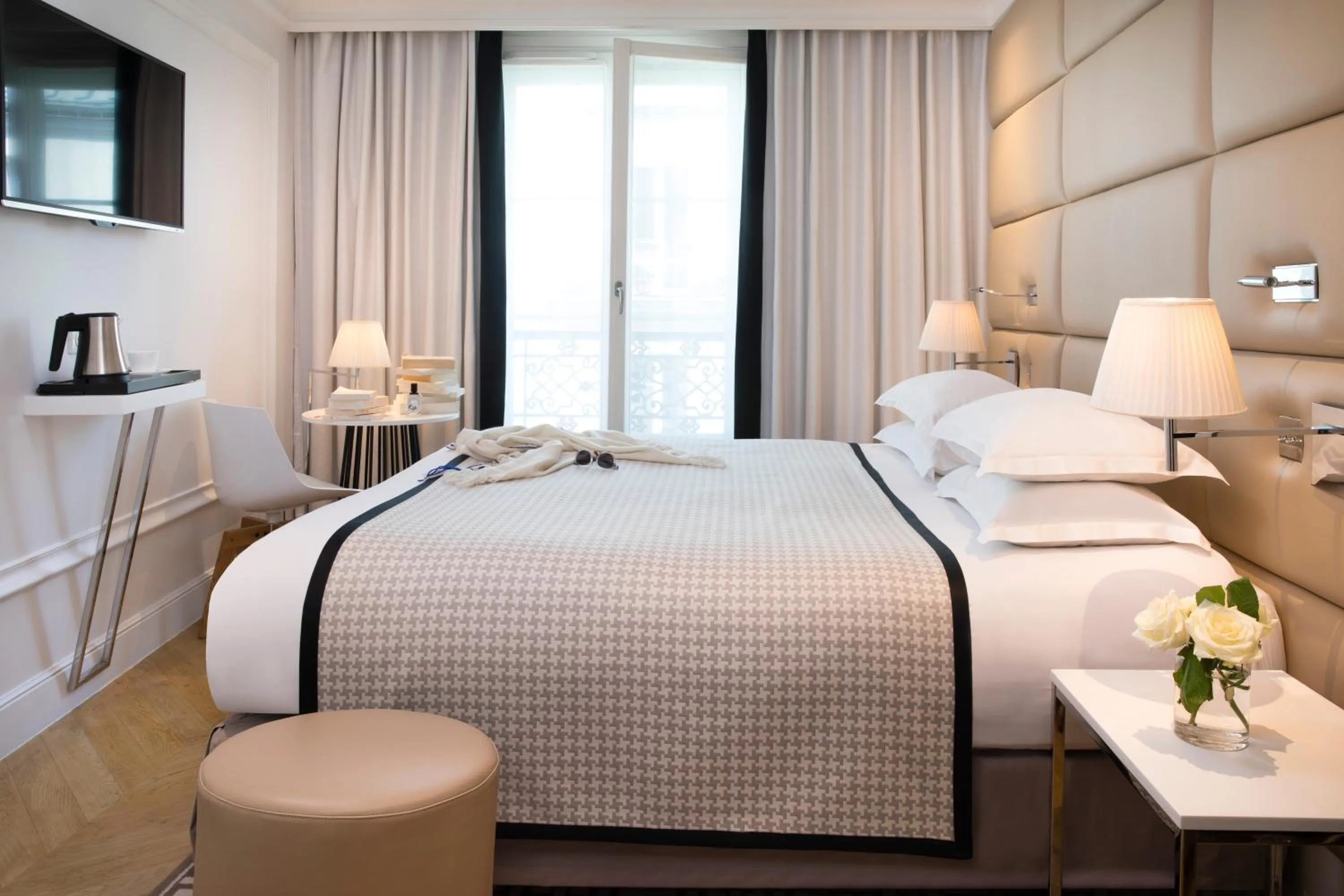 Superior Double Room in Hotel R De Paris - Boutique Hotel