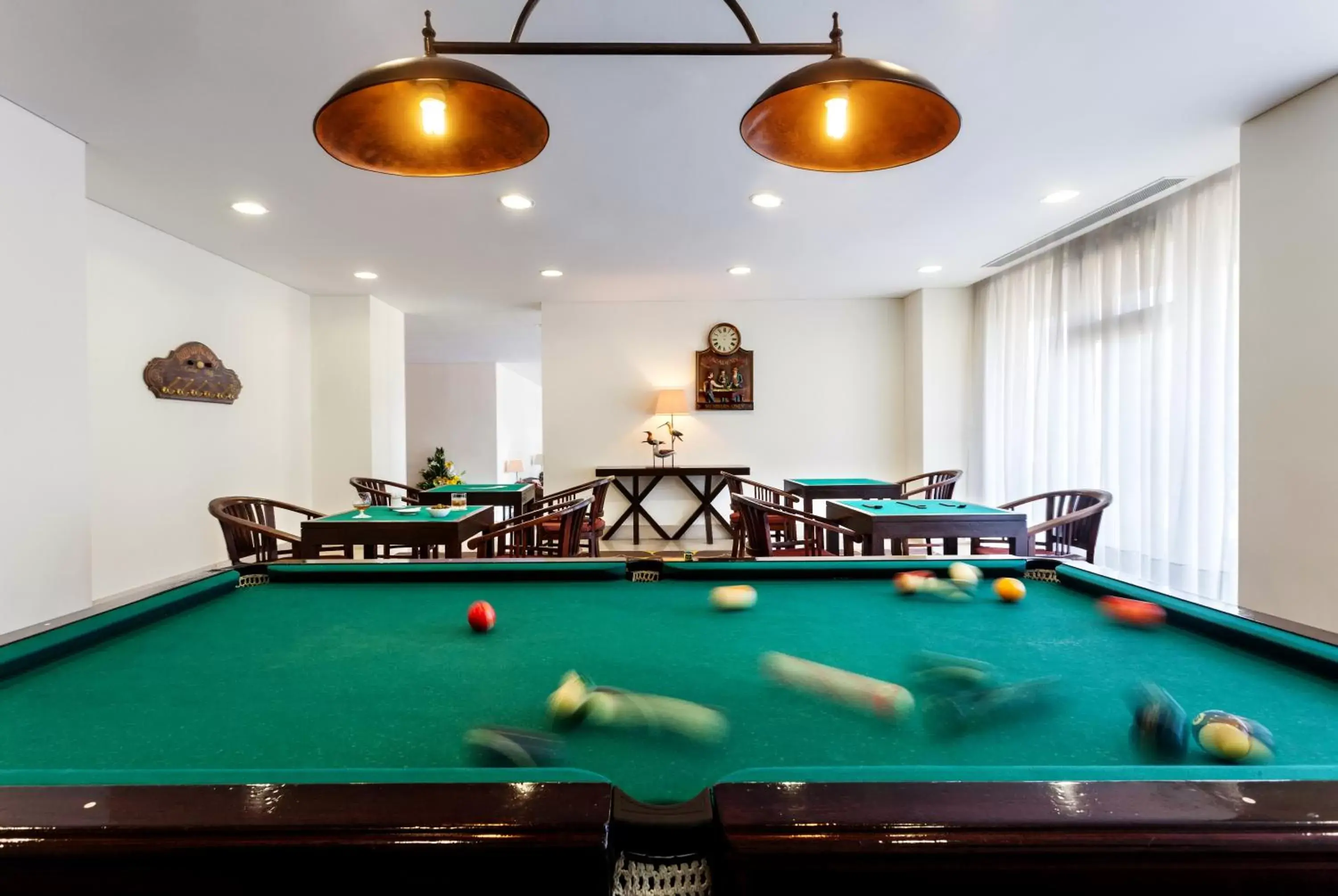 Game Room, Billiards in Sao Miguel Park Hotel