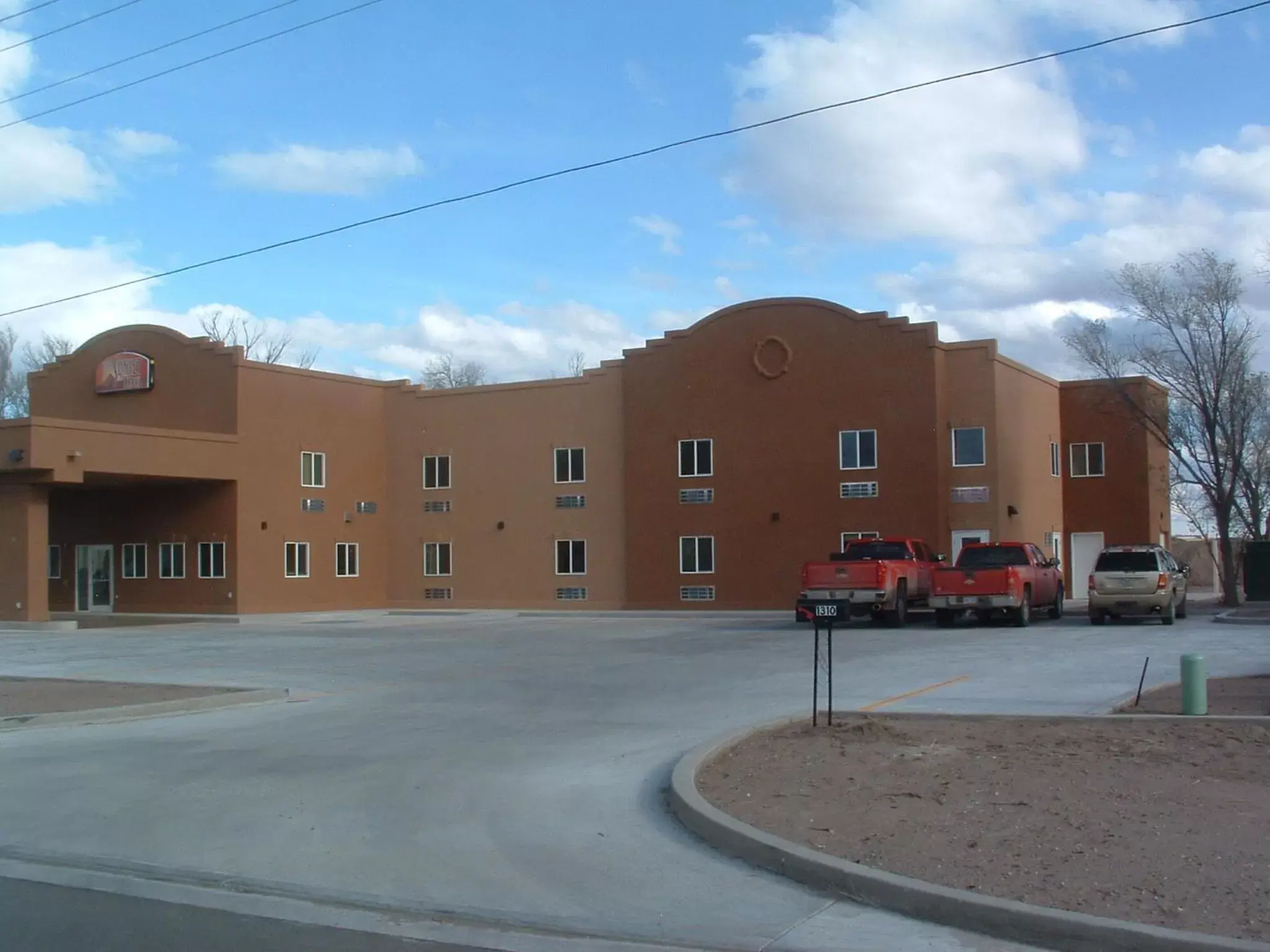 Facade/entrance, Property Building in The Sunset Inn