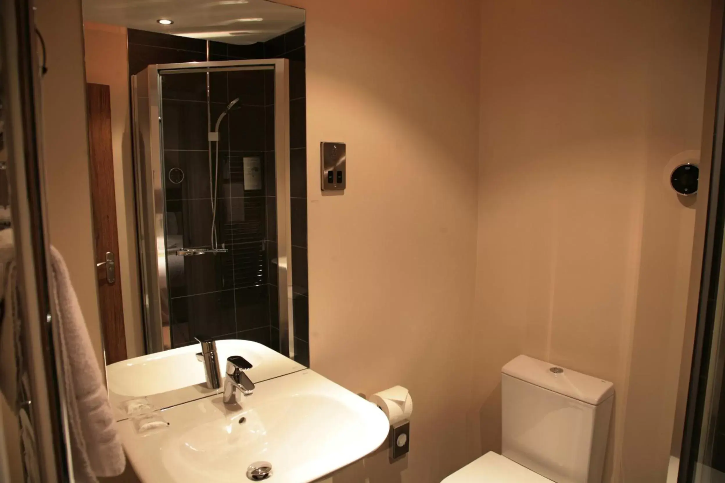 Bathroom in The Buxted Inn