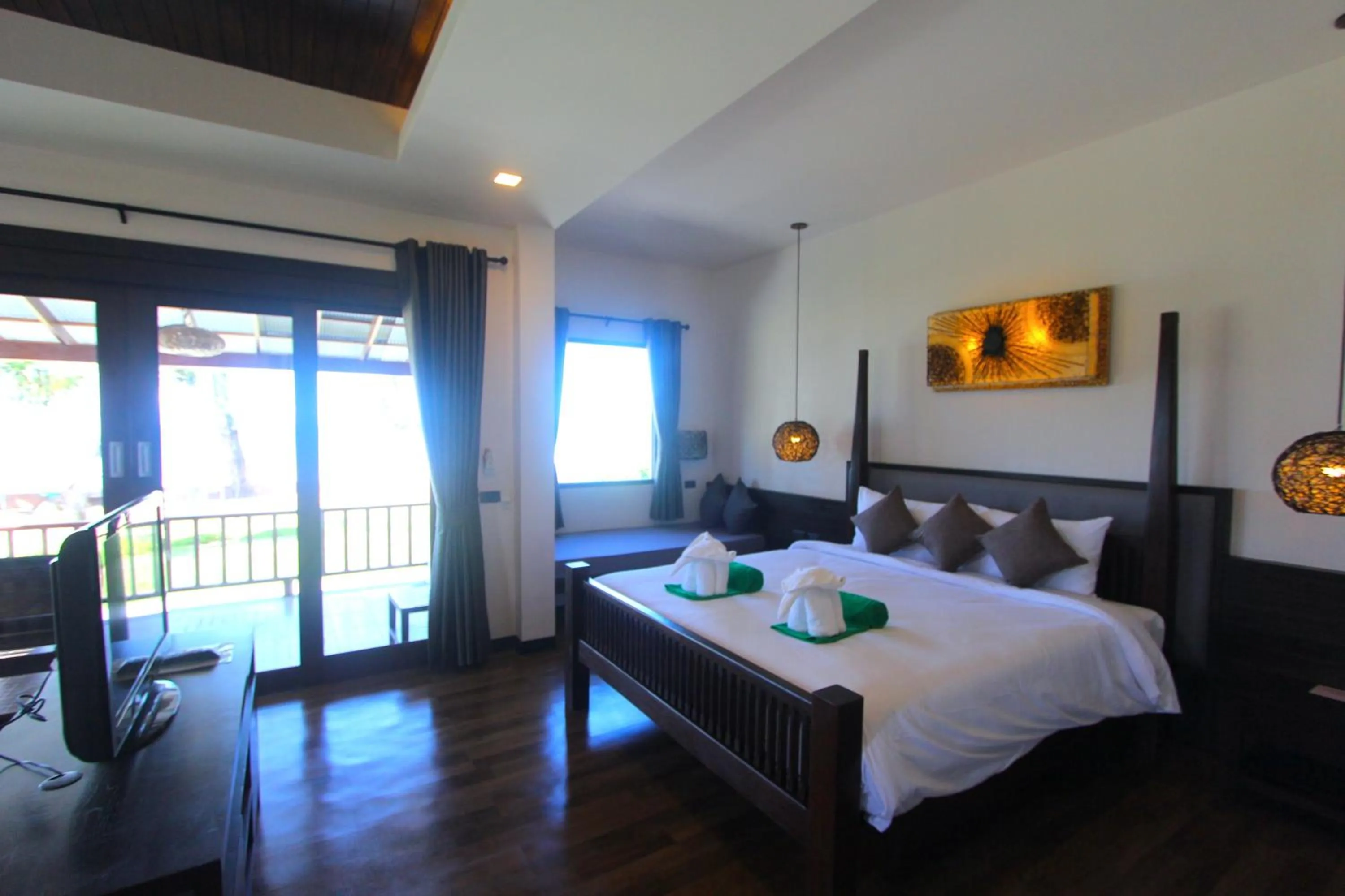 Bed in Southern Lanta Resort