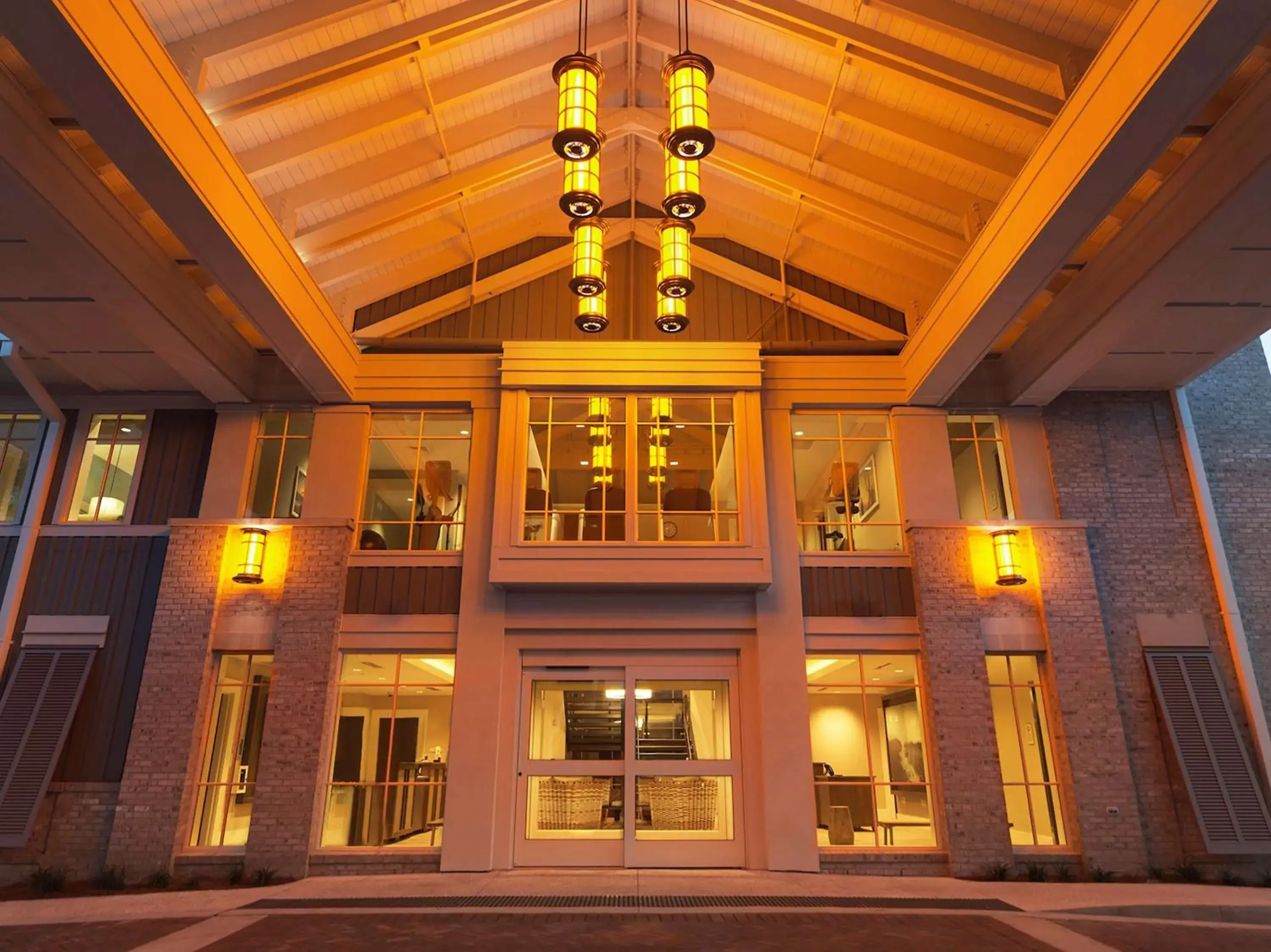 Property building in Hilton Grand Vacations Club Ocean Oak Resort Hilton Head Property building in Hilton Grand Vacations Club Ocean Oak Resort Hilton Head