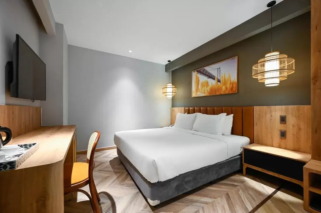 Bed in La Opera Saigon Hotel Bed in La Opera Saigon Hotel