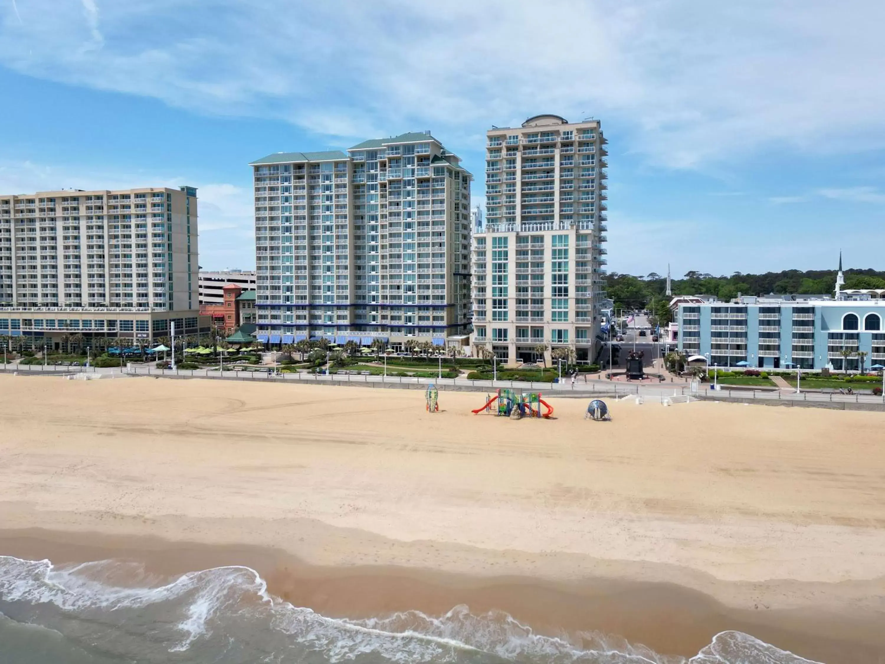 Property building, Beach in Hilton Vacation Club Oceanaire Virginia Beach