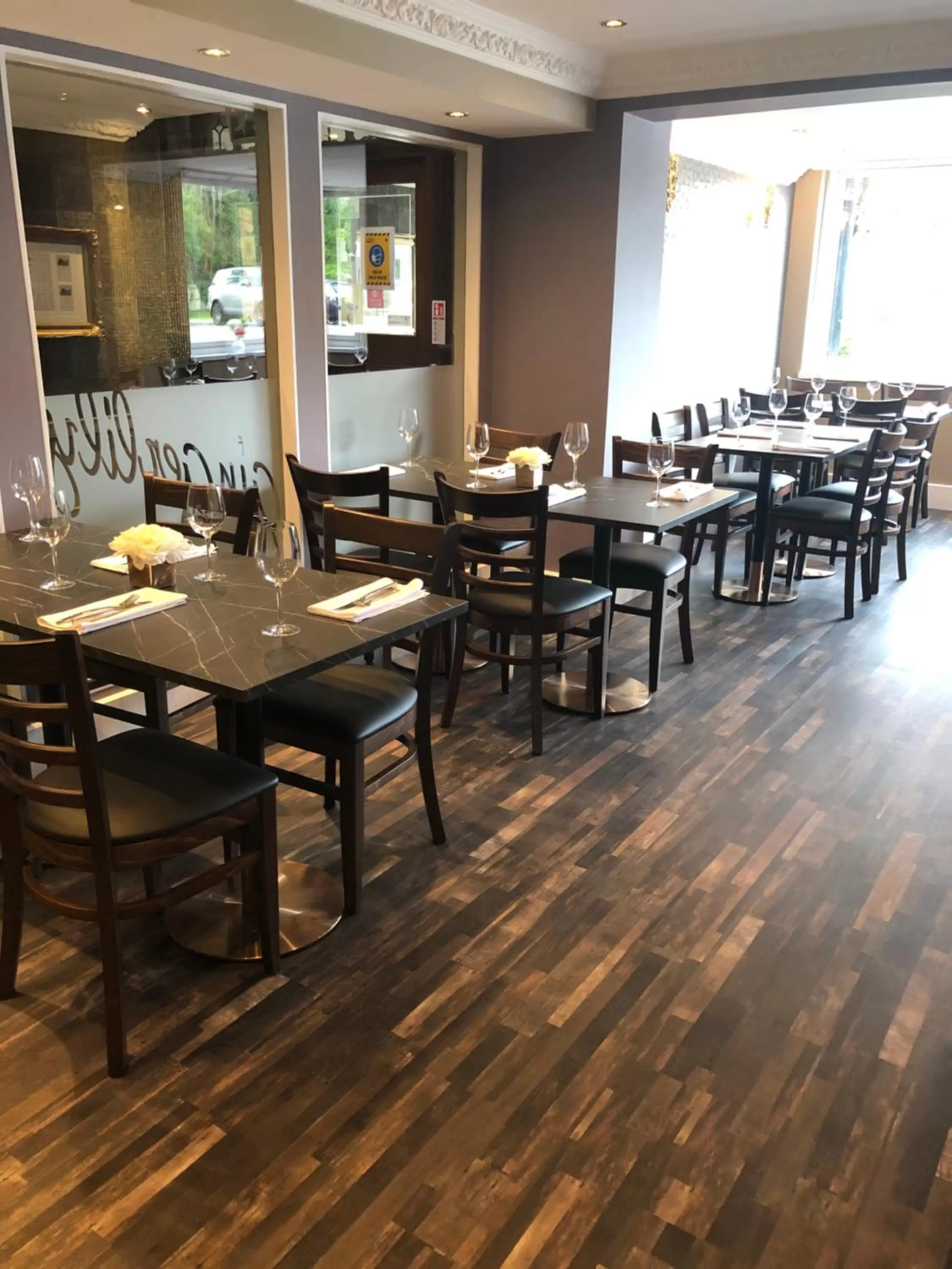 Restaurant/places to eat in The Vine Hotel, Skegness