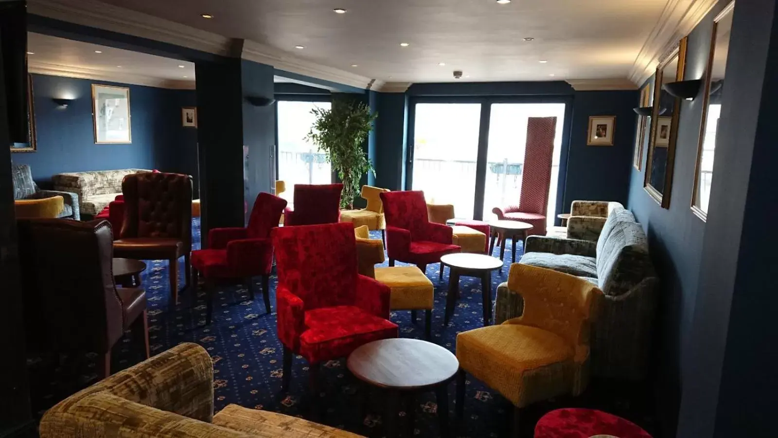 Lounge or bar, Lounge/Bar in The Queens Hotel