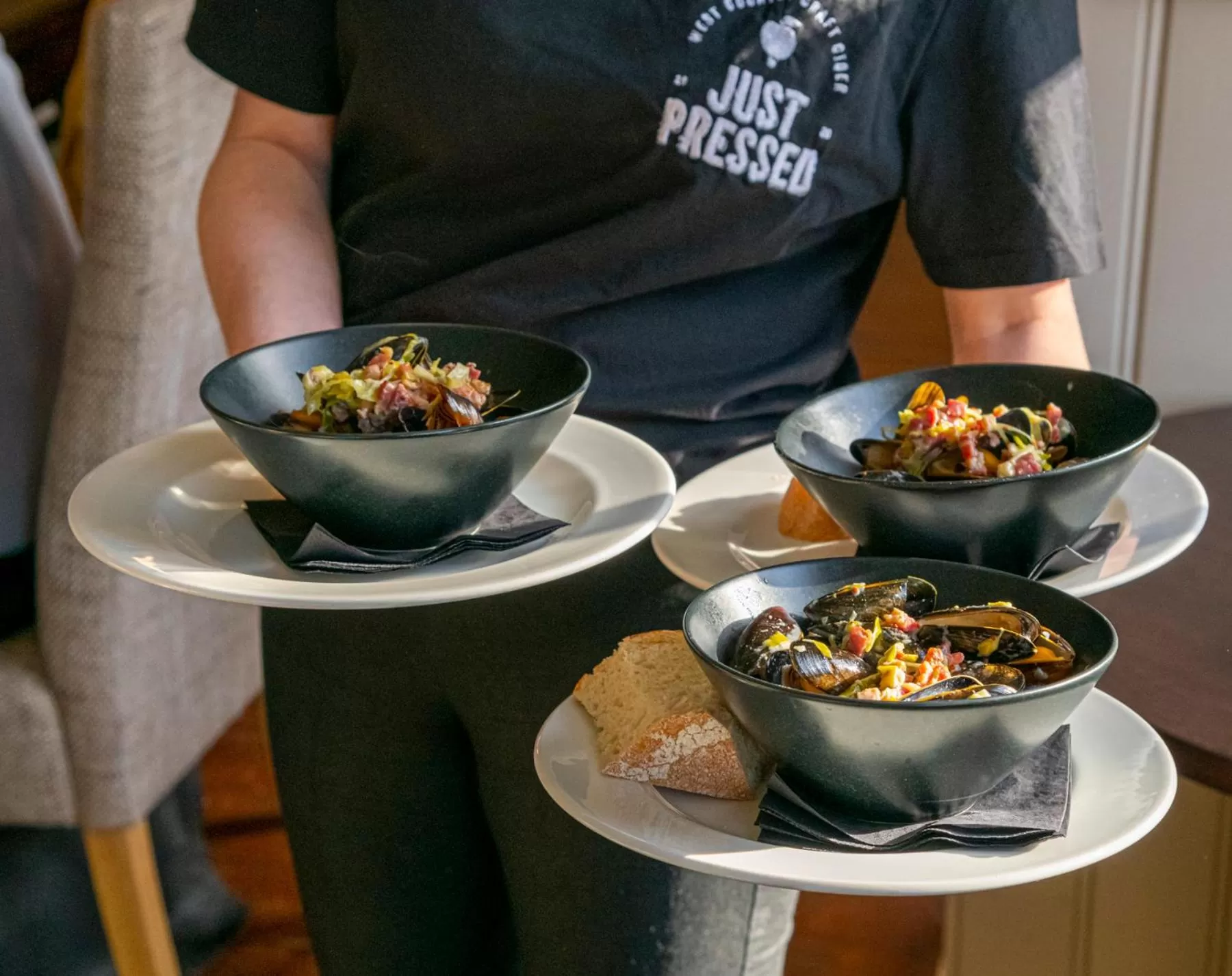 Food and drinks in The Kings Head House