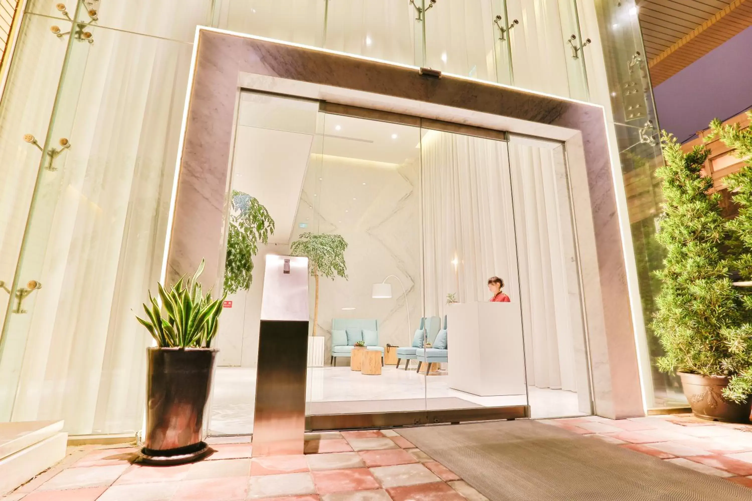 Facade/entrance in Riverview Suites Taipei Facade/entrance in Riverview Suites Taipei