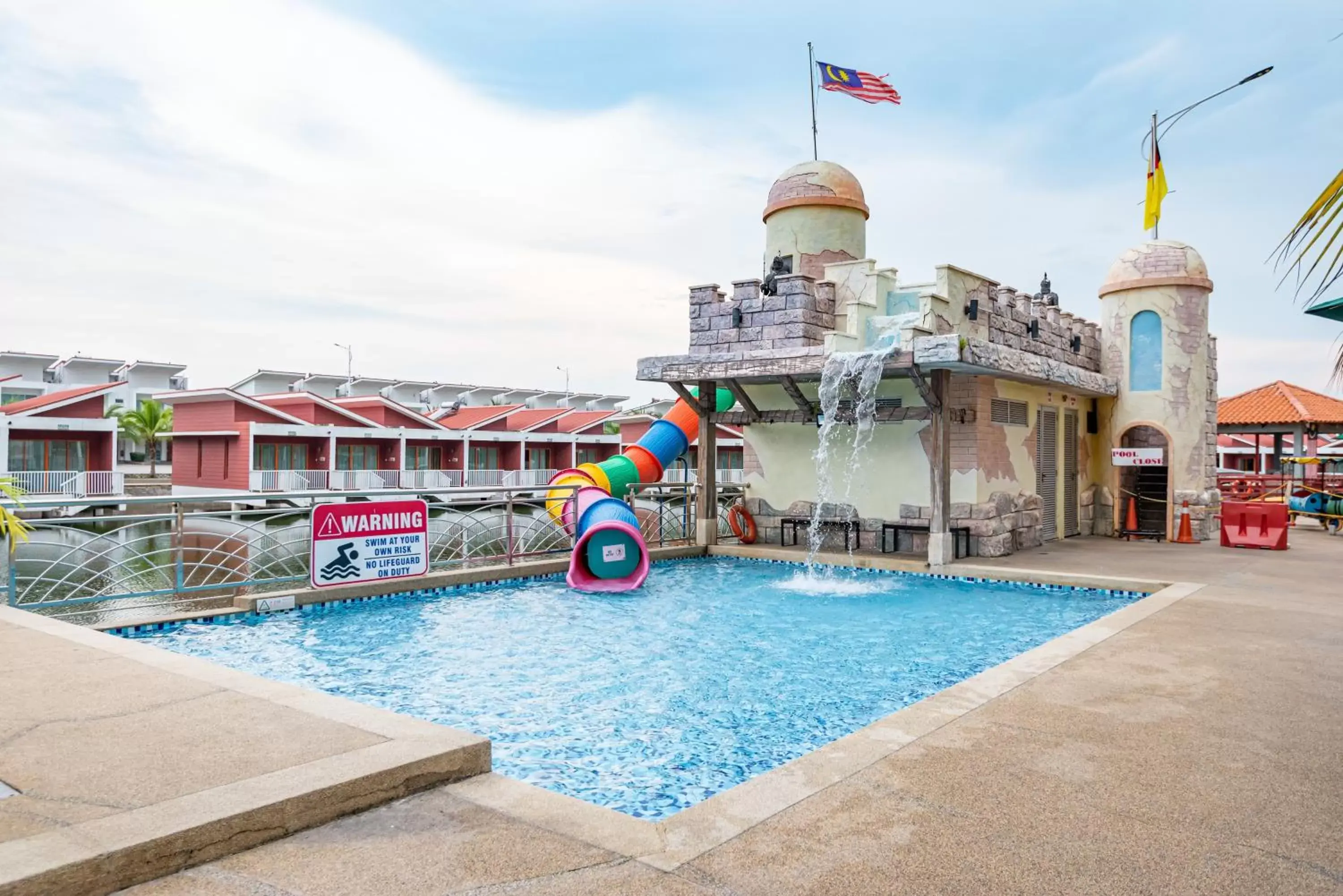 Swimming Pool in Tasik Villa International Resort